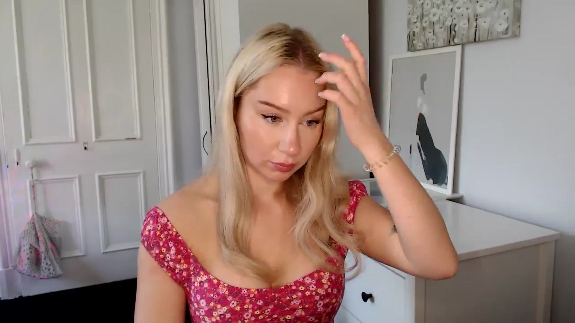 Gallery image thumbnail from British_Cutie's myfreecams stream on, 05/17/2025, 10:04 image 6 of 20