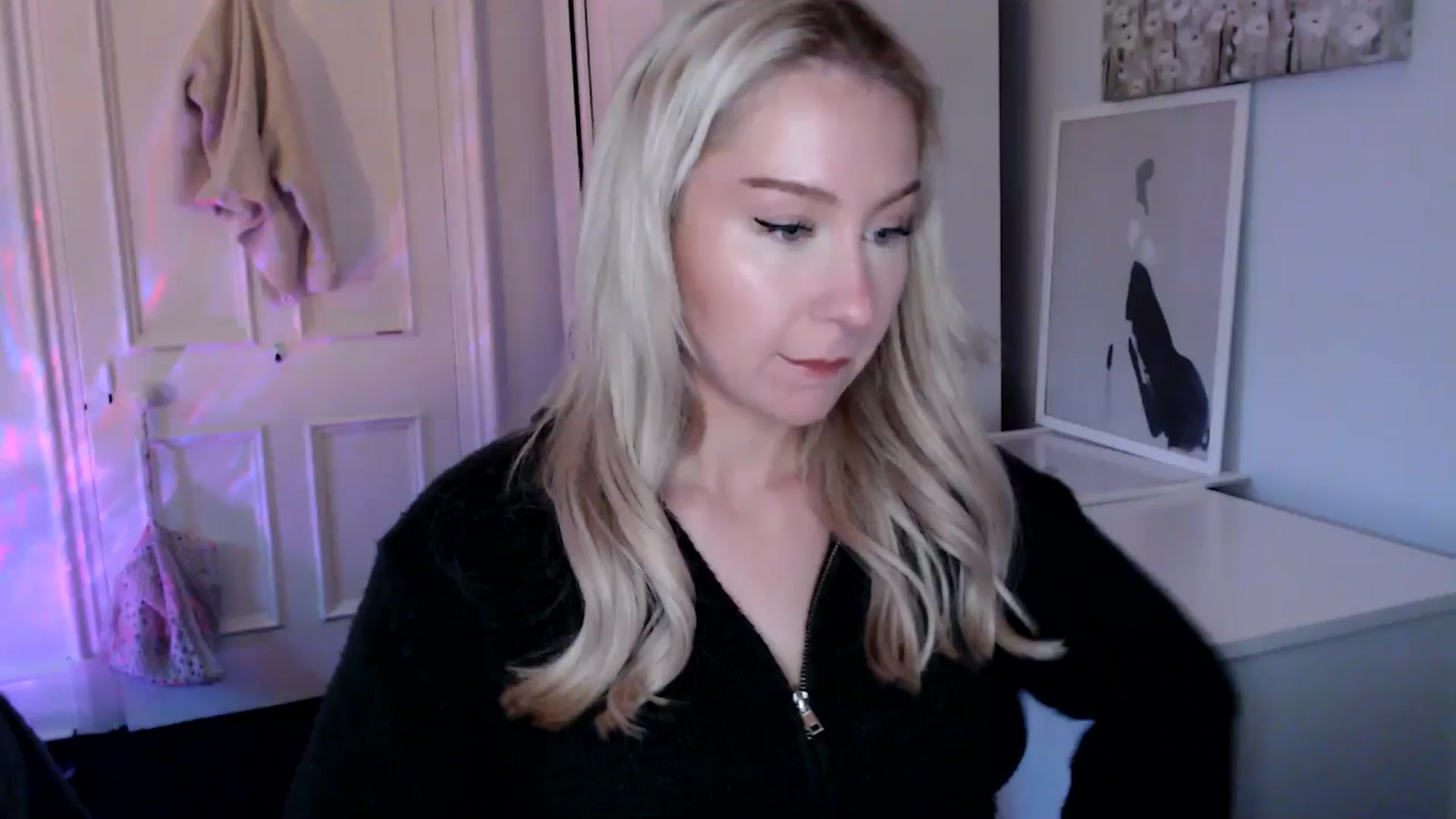Gallery image thumbnail from British_Cutie's myfreecams stream on, 05/18/2025, 21:19 image 1 of 20