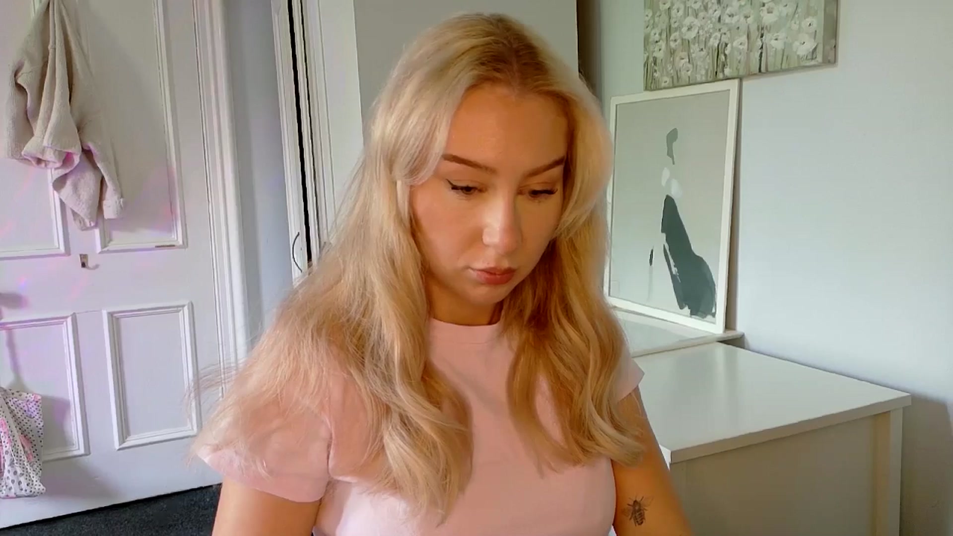 Gallery image thumbnail from British_Cutie's myfreecams stream on, 05/20/2025, 15:16 image 2 of 20