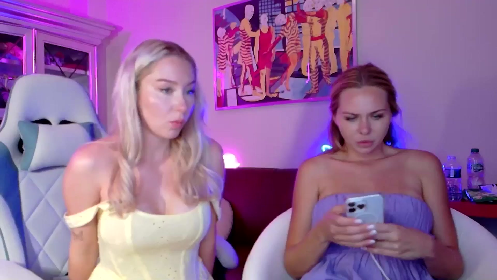 Gallery image thumbnail from British_Cutie's myfreecams stream on, 05/21/2025, 20:36 image 6 of 20