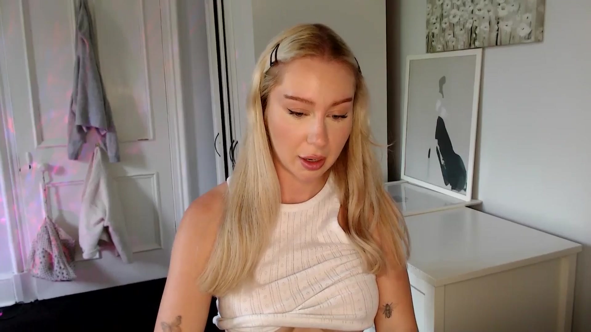 Gallery image thumbnail from British_Cutie's myfreecams stream on, 05/27/2025, 15:02 image 7 of 20