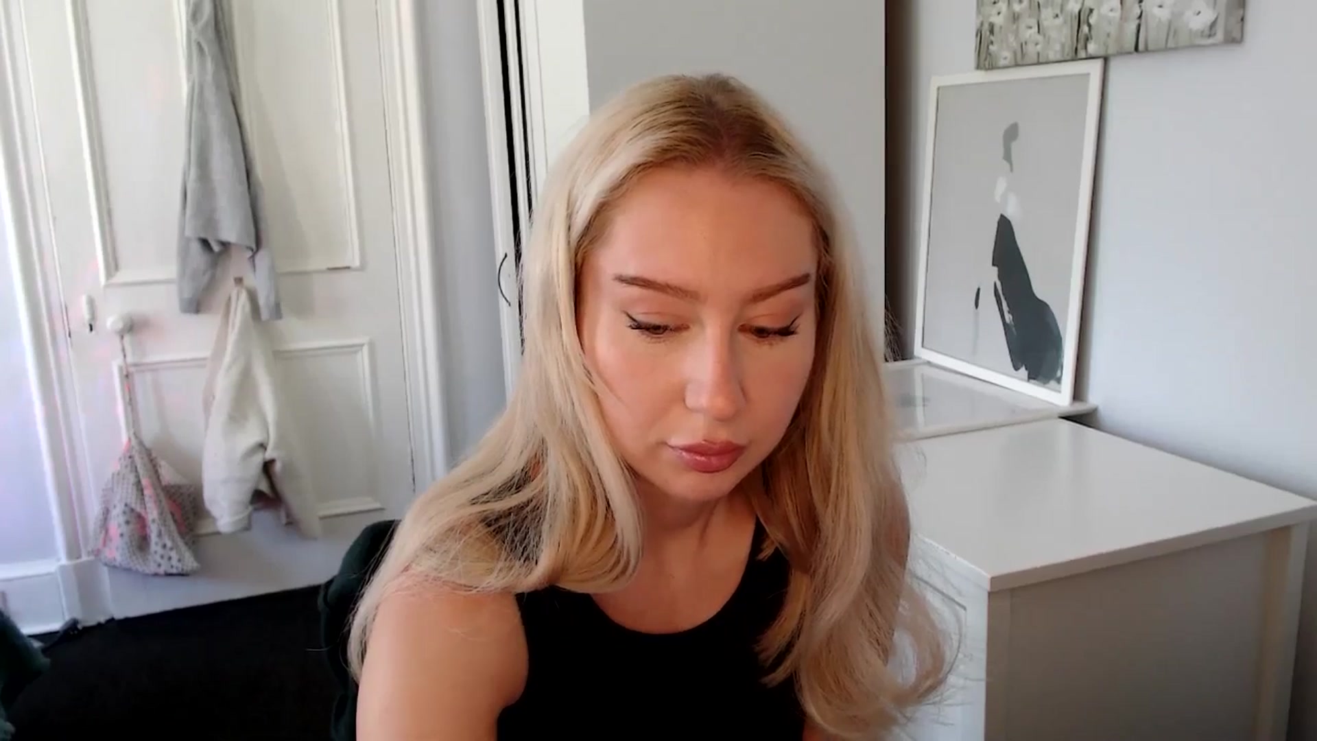 Gallery image thumbnail from British_Cutie's myfreecams stream on, 05/28/2025, 09:21 image 3 of 20