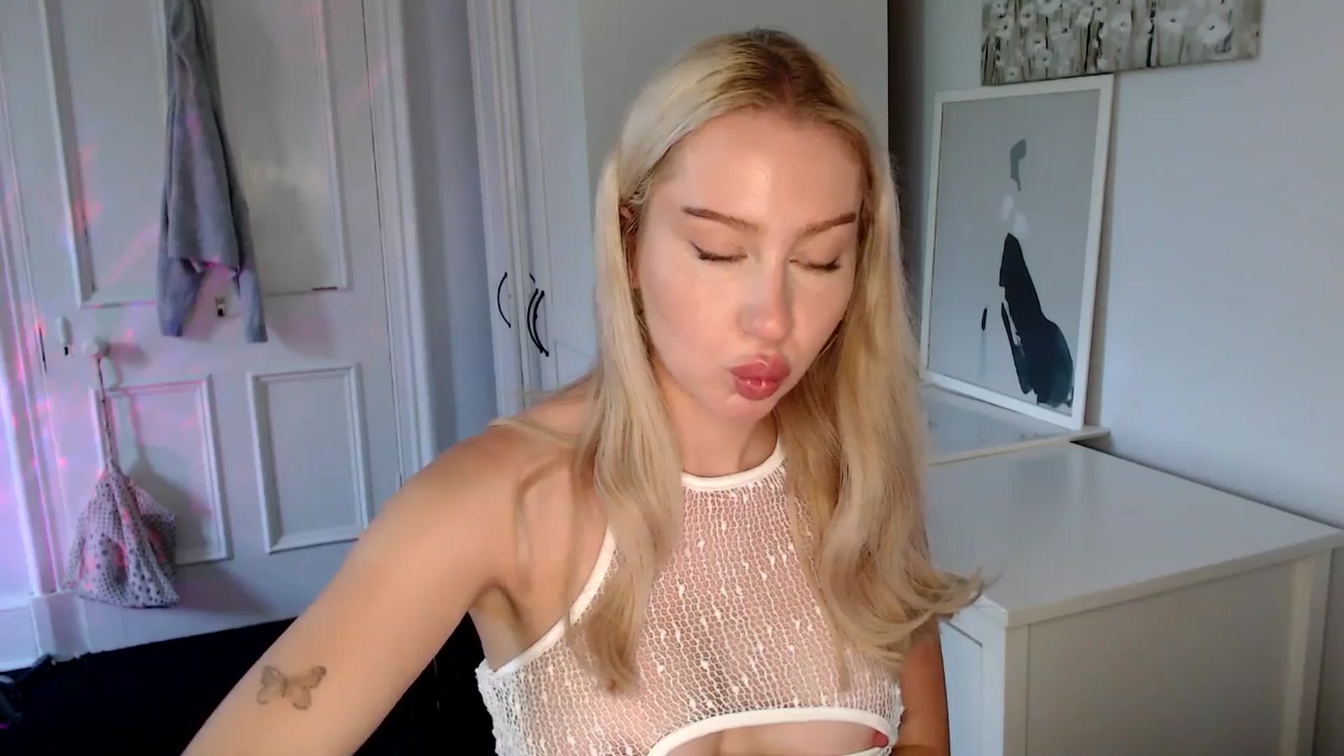 Gallery image thumbnail from British_Cutie's myfreecams stream on, 05/28/2025, 11:05 image 2 of 20