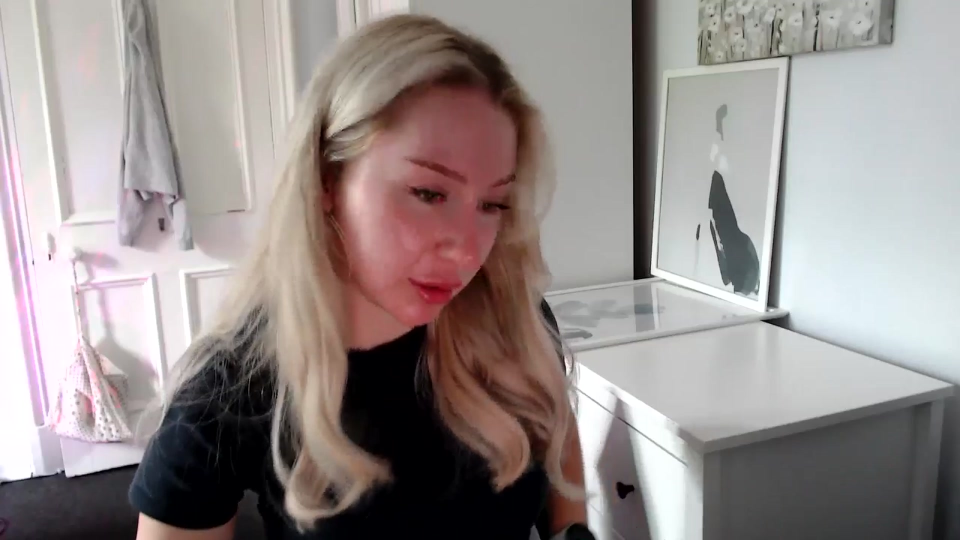 Gallery image thumbnail from British_Cutie's myfreecams stream on, 05/28/2025, 16:06 image 6 of 20