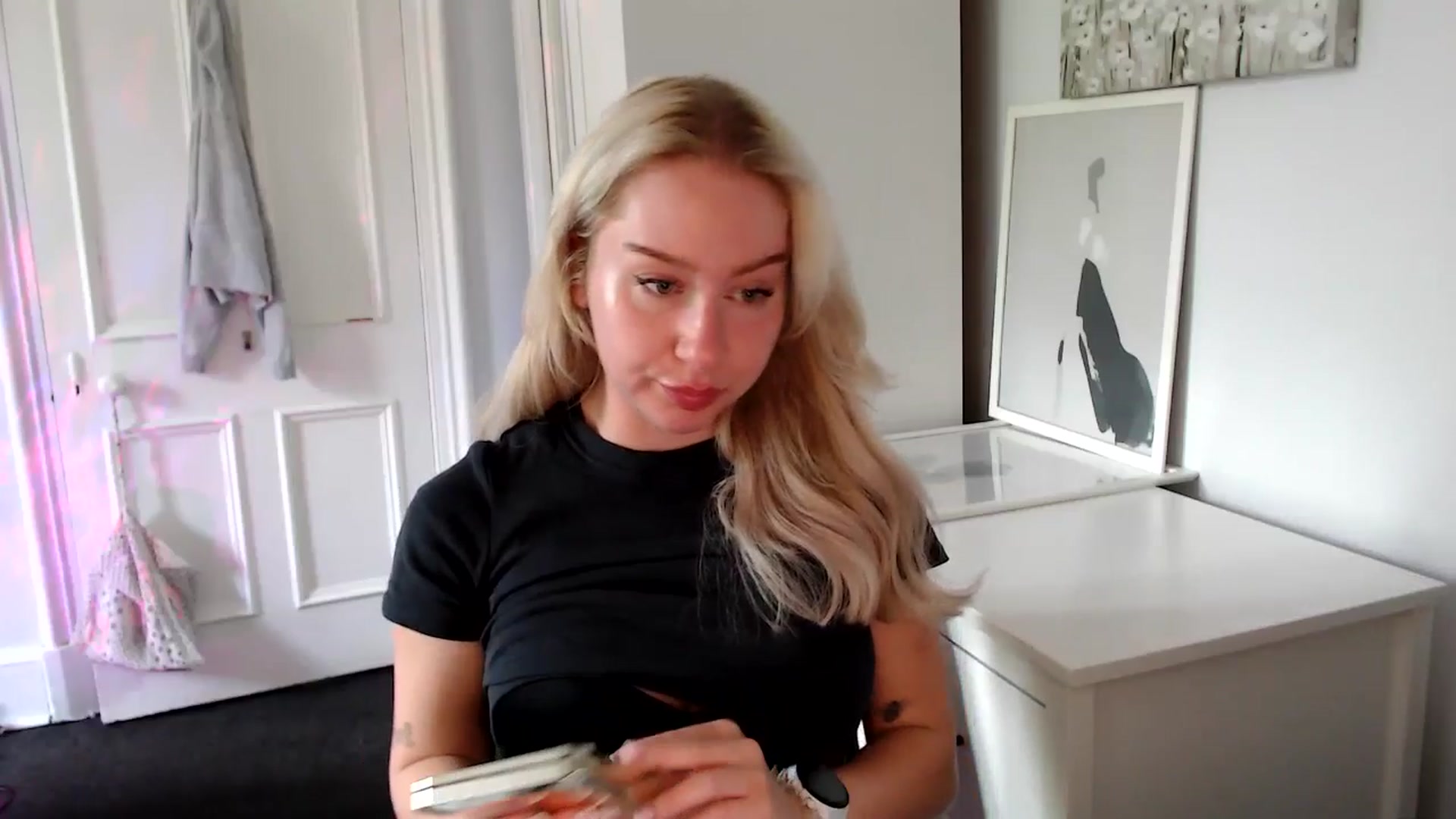 Gallery image thumbnail from British_Cutie's myfreecams stream on, 05/28/2025, 16:06 image 15 of 20