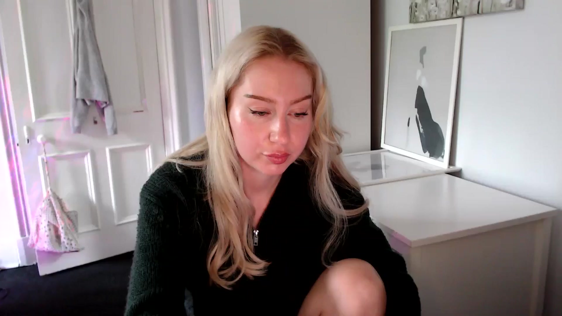Gallery image thumbnail from British_Cutie's myfreecams stream on, 05/28/2025, 17:08 image 18 of 20