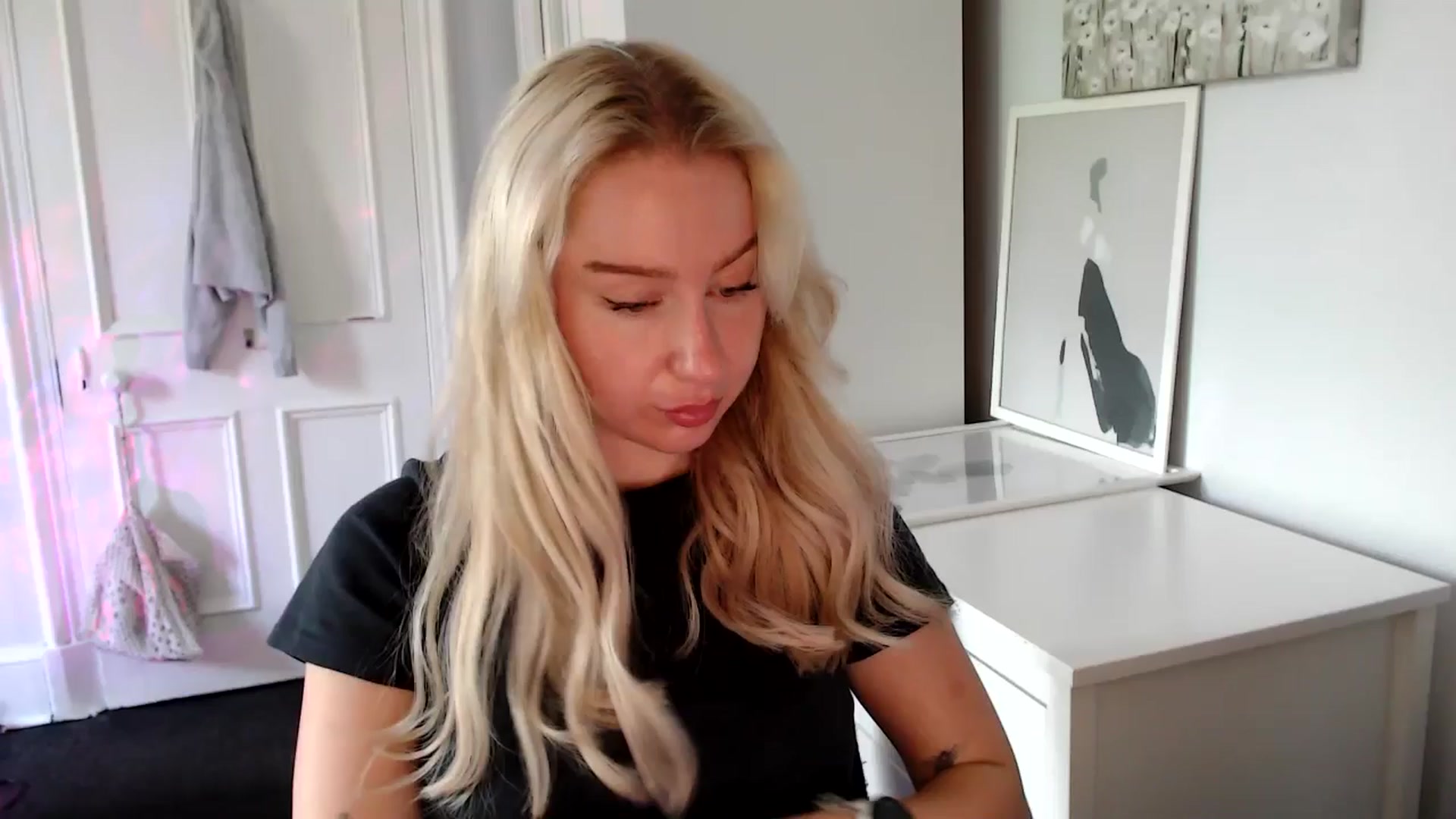 Gallery image thumbnail from British_Cutie's myfreecams stream on, 05/28/2025, 17:08 image 1 of 20
