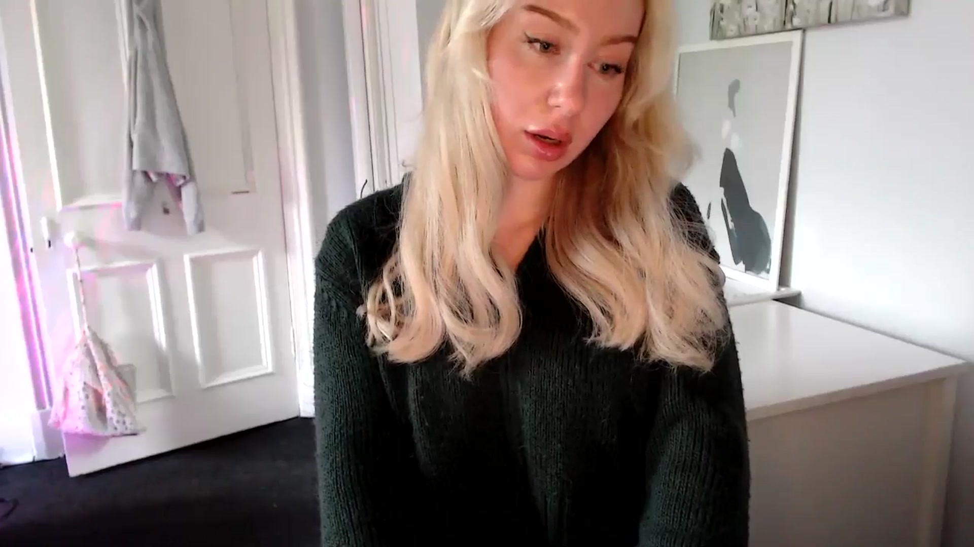 Gallery image thumbnail from British_Cutie's myfreecams stream on, 05/28/2025, 17:08 image 15 of 20