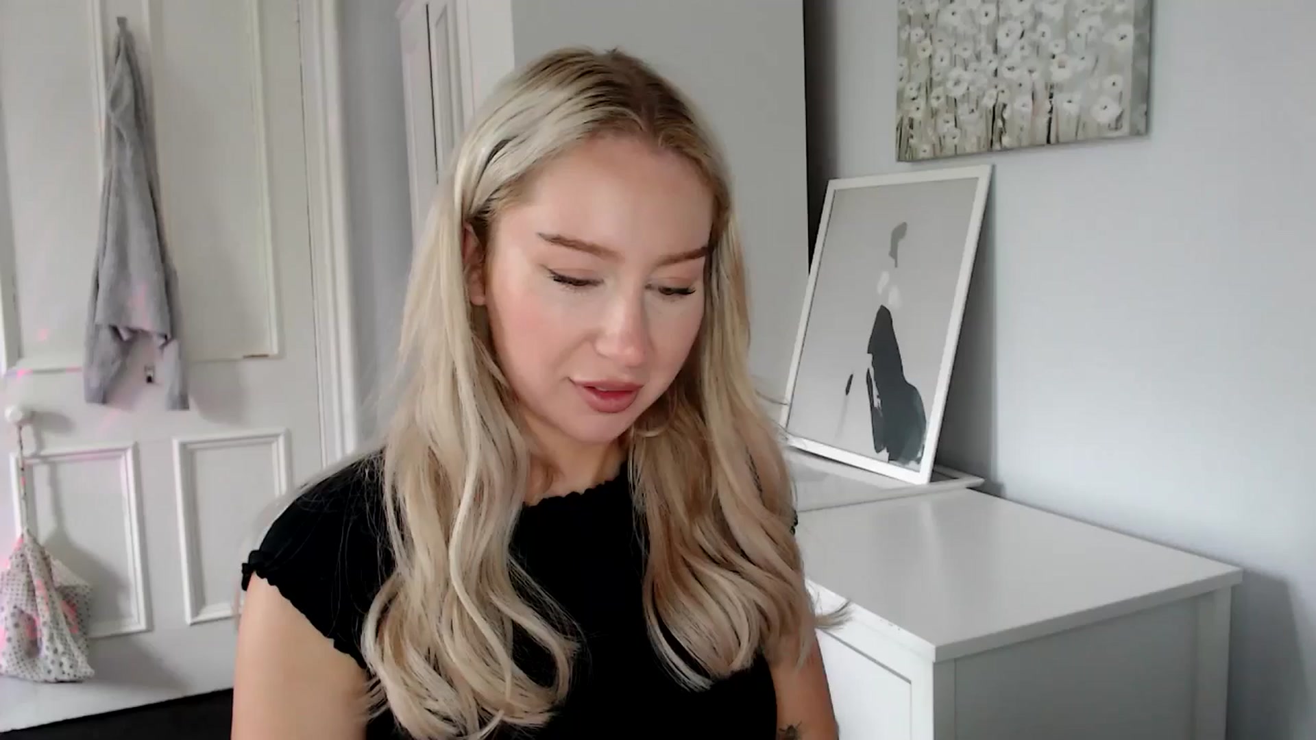 Gallery image thumbnail from British_Cutie's myfreecams stream on, 05/29/2025, 14:48 image 7 of 20