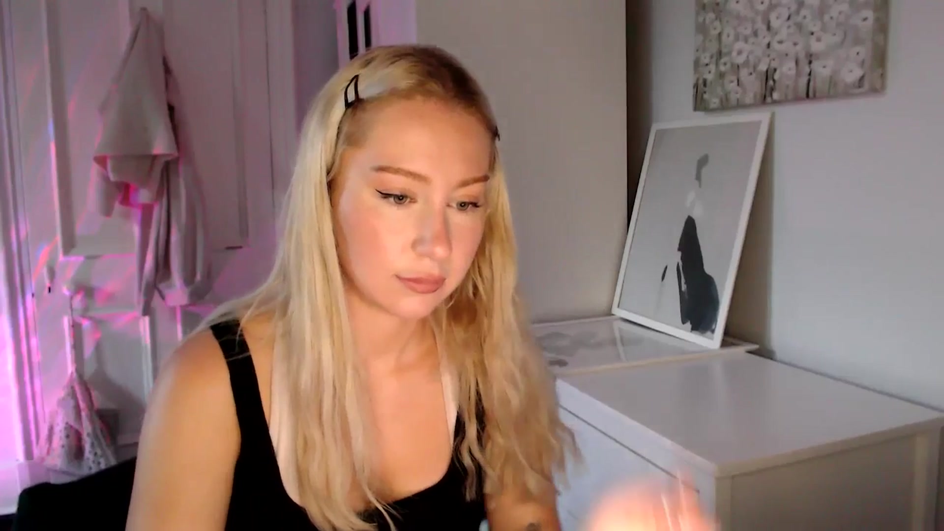 Gallery image thumbnail from British_Cutie's myfreecams stream on, 05/30/2025, 20:10 image 12 of 20