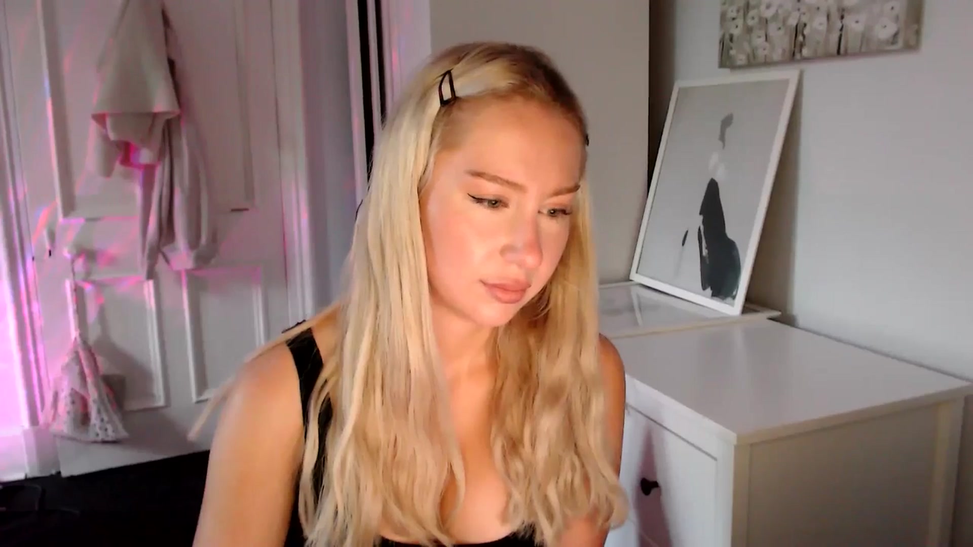 Gallery image thumbnail from British_Cutie's myfreecams stream on, 05/30/2025, 20:10 image 4 of 20