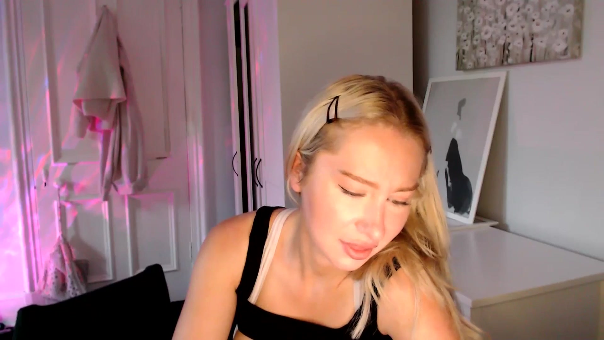 Gallery image thumbnail from British_Cutie's myfreecams stream on, 05/30/2025, 20:10 image 16 of 20