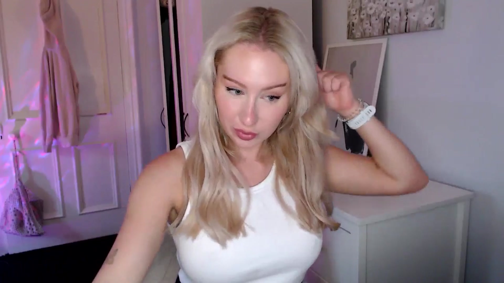 Gallery image thumbnail from British_Cutie's myfreecams stream on, 05/31/2025, 18:20 image 2 of 20