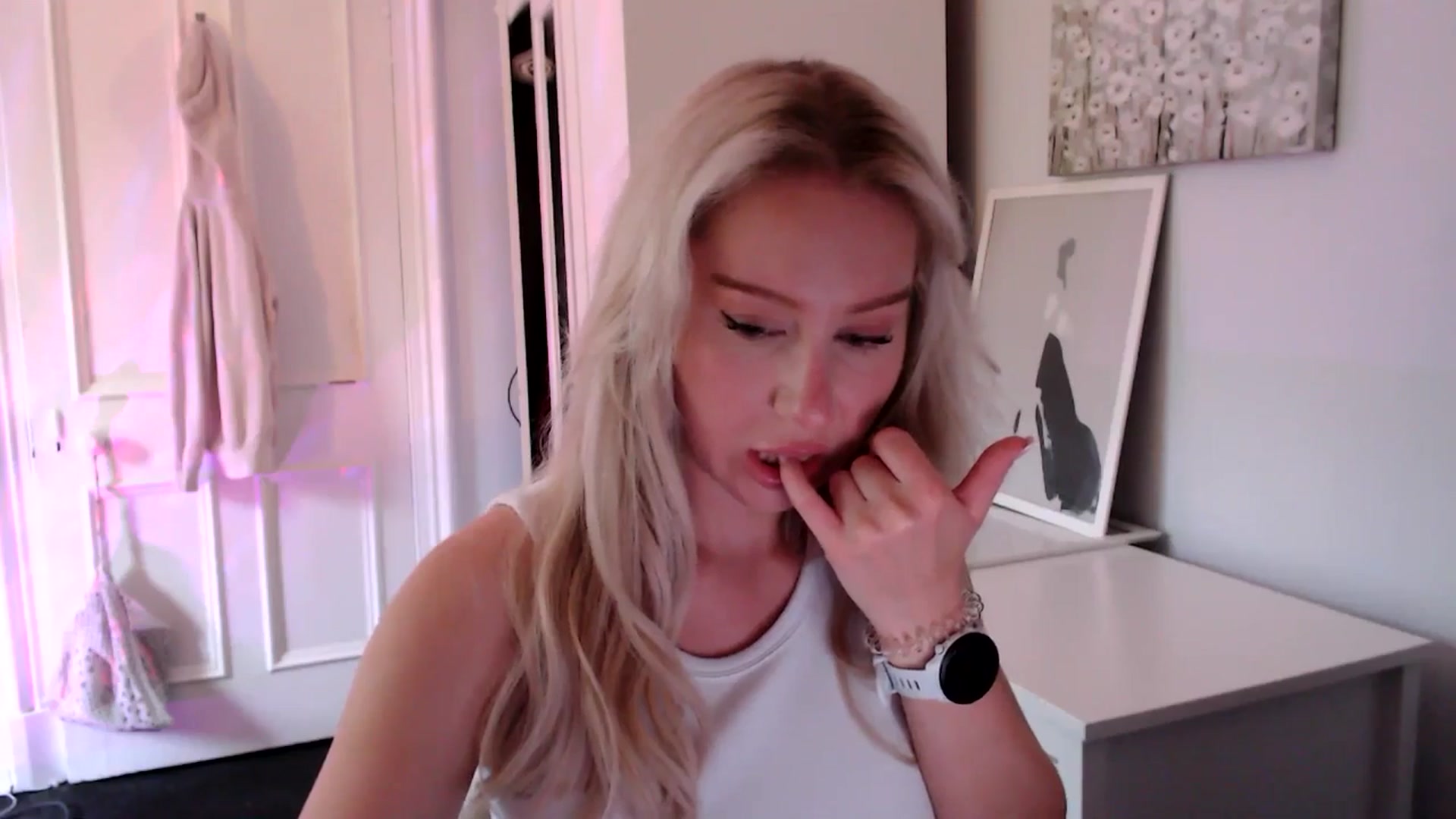 Gallery image thumbnail from British_Cutie's myfreecams stream on, 05/31/2025, 18:20 image 20 of 20