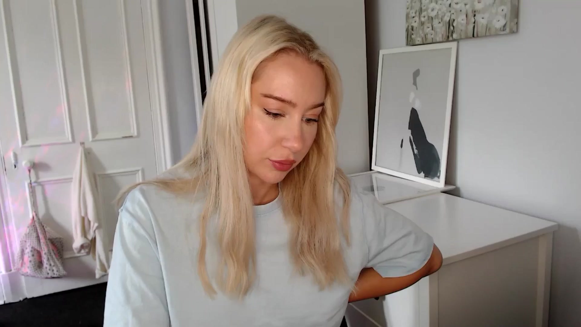 Gallery image thumbnail from British_Cutie's myfreecams stream on, 06/04/2025, 09:26 image 12 of 20