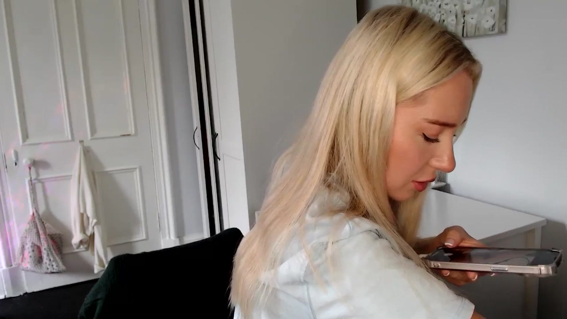 Gallery image thumbnail from British_Cutie's myfreecams stream on, 06/04/2025, 09:26 image 20 of 20