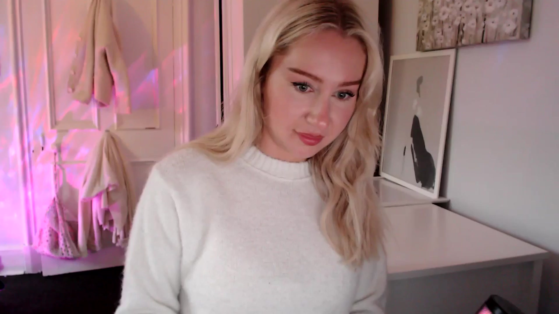 Gallery image thumbnail from British_Cutie's myfreecams stream on, 06/09/2025, 19:20 image 4 of 20