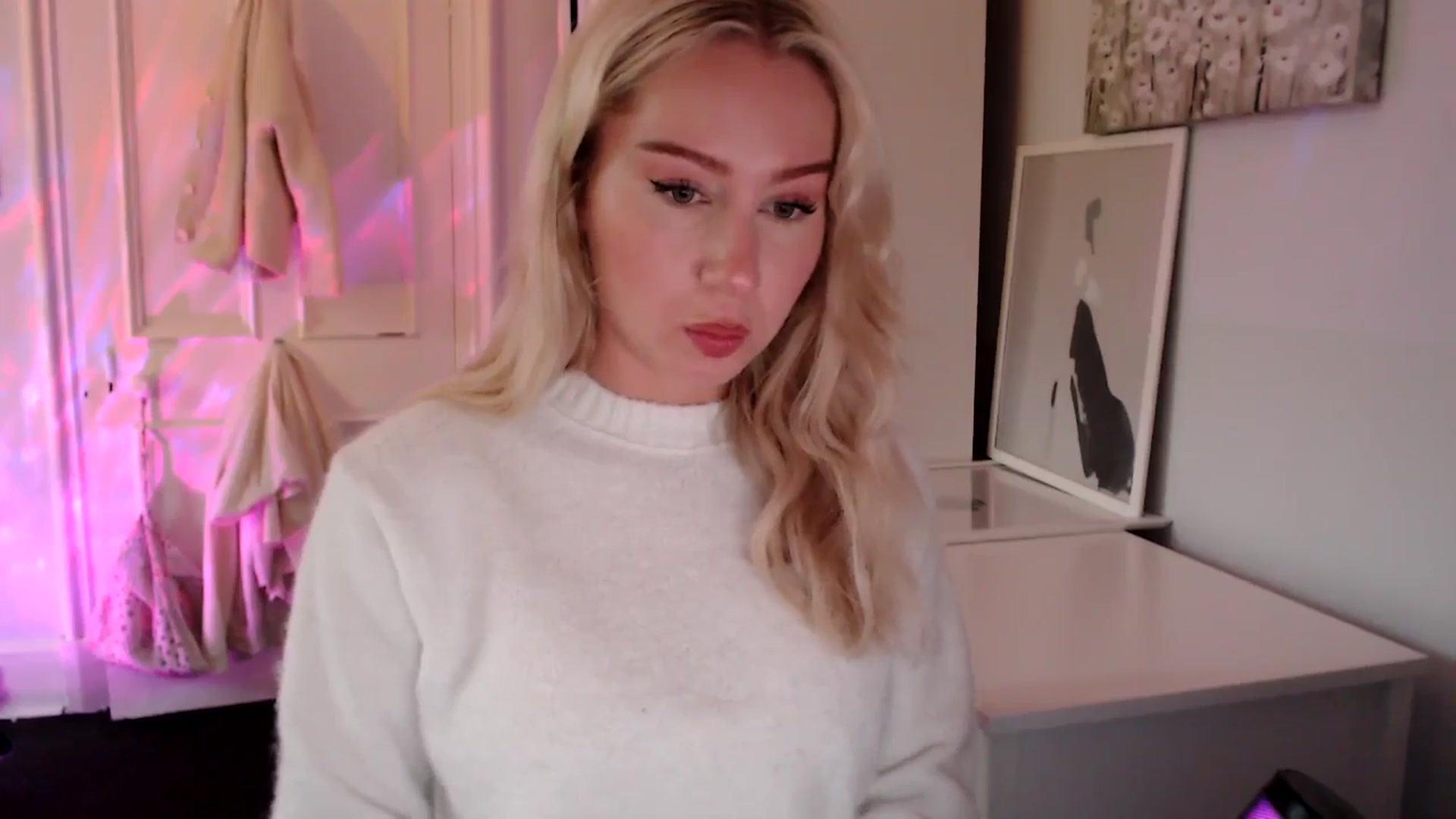 Gallery image thumbnail from British_Cutie's myfreecams stream on, 06/09/2025, 19:20 image 3 of 20