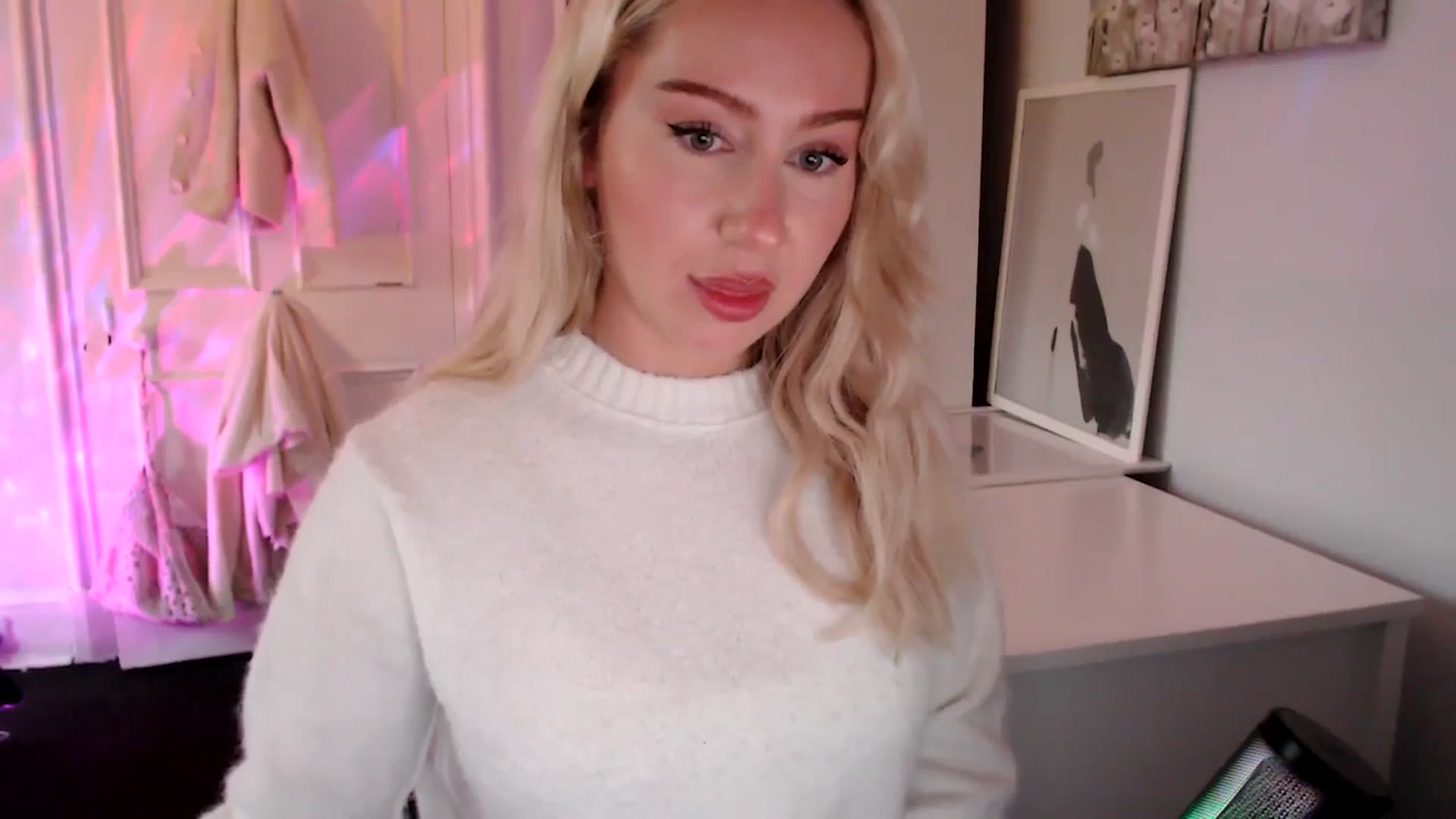 Gallery image thumbnail from British_Cutie's myfreecams stream on, 06/09/2025, 19:20 image 2 of 20