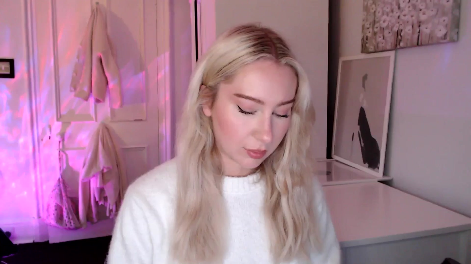 Gallery image thumbnail from British_Cutie's myfreecams stream on, 06/09/2025, 20:23 image 2 of 20