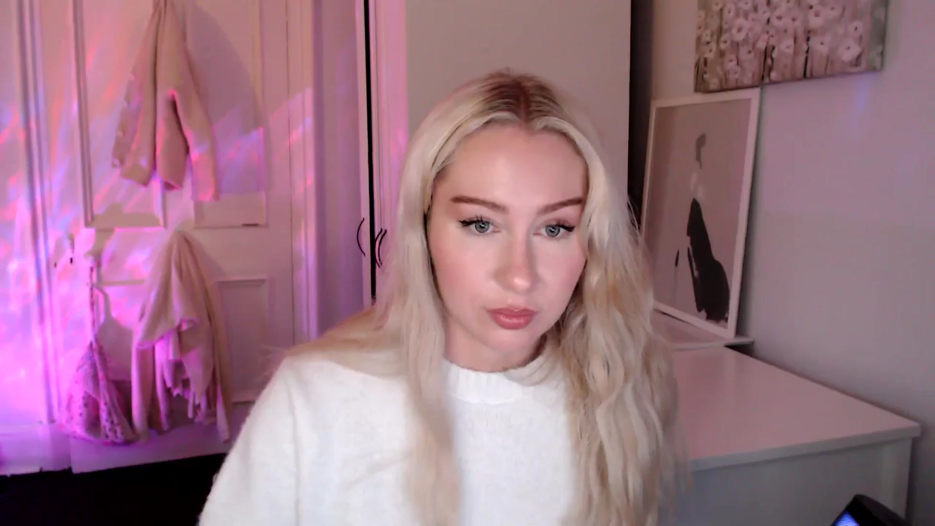Gallery image thumbnail from British_Cutie's myfreecams stream on, 06/09/2025, 20:23 image 14 of 20