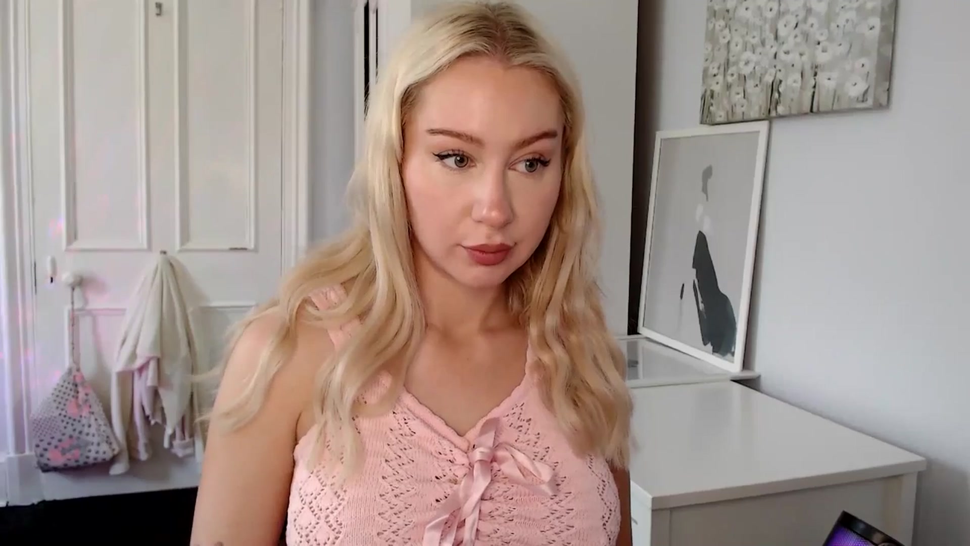 Gallery image thumbnail from British_Cutie's myfreecams stream on, 06/11/2025, 09:26 image 9 of 20