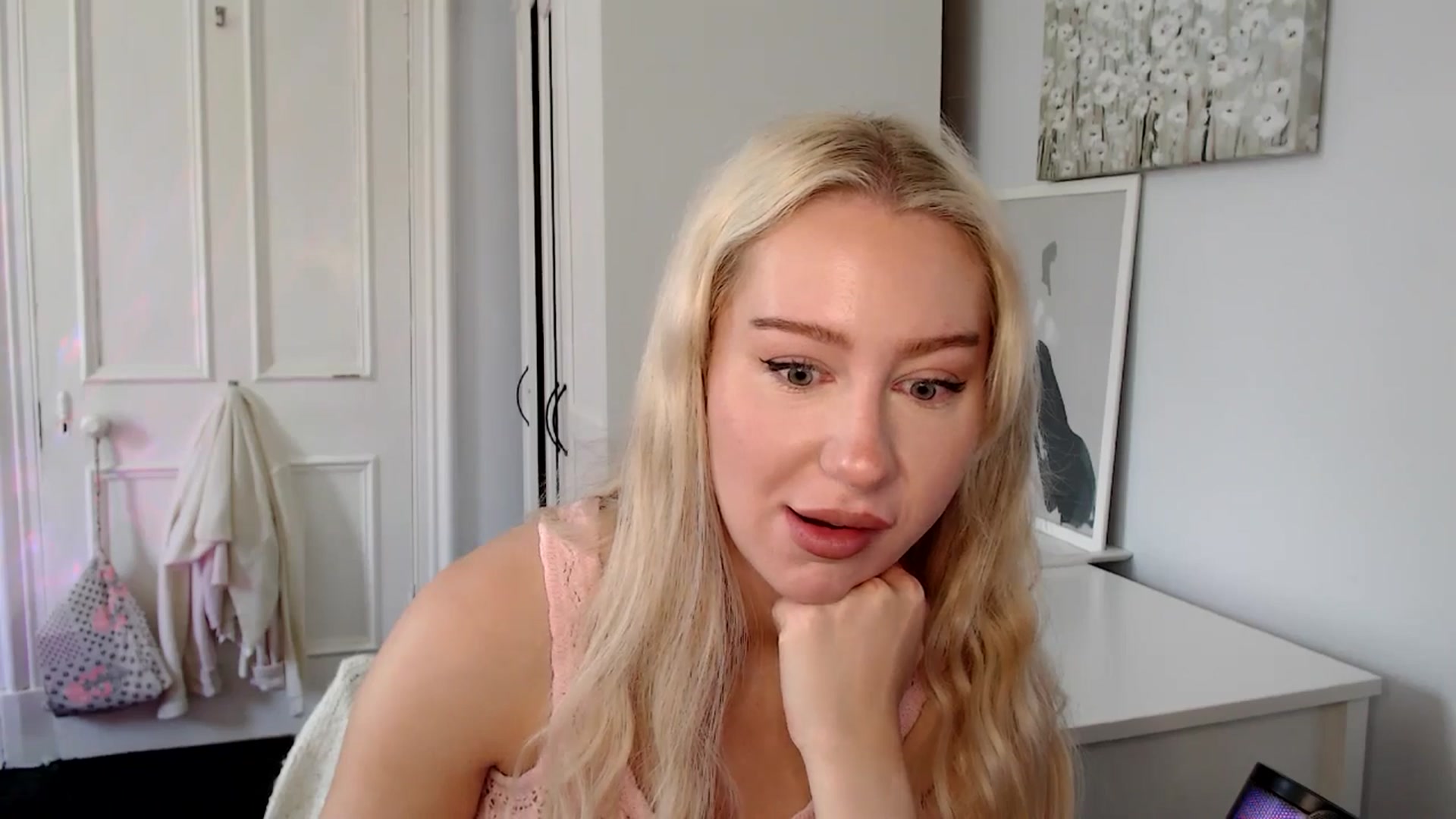 Gallery image thumbnail from British_Cutie's myfreecams stream on, 06/11/2025, 09:26 image 15 of 20