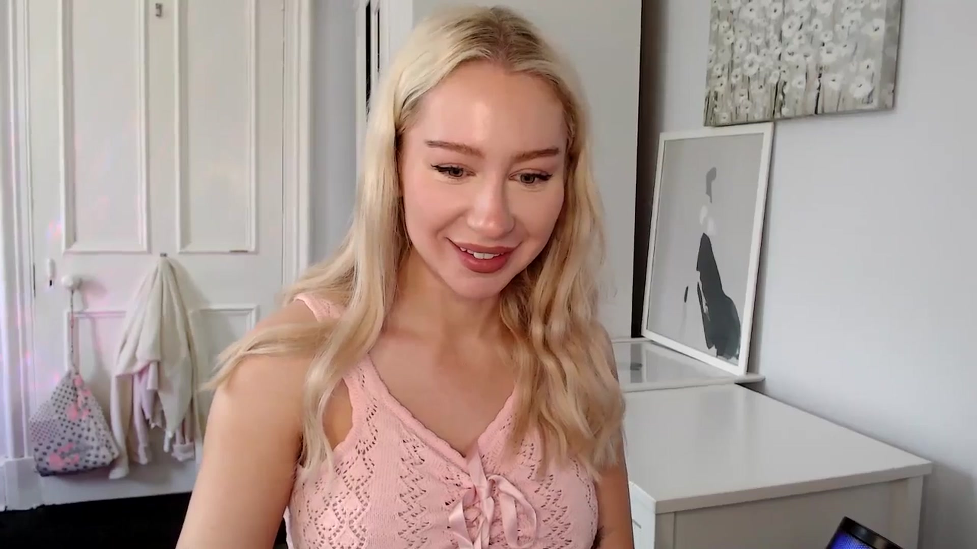 Gallery image thumbnail from British_Cutie's myfreecams stream on, 06/11/2025, 09:26 image 5 of 20