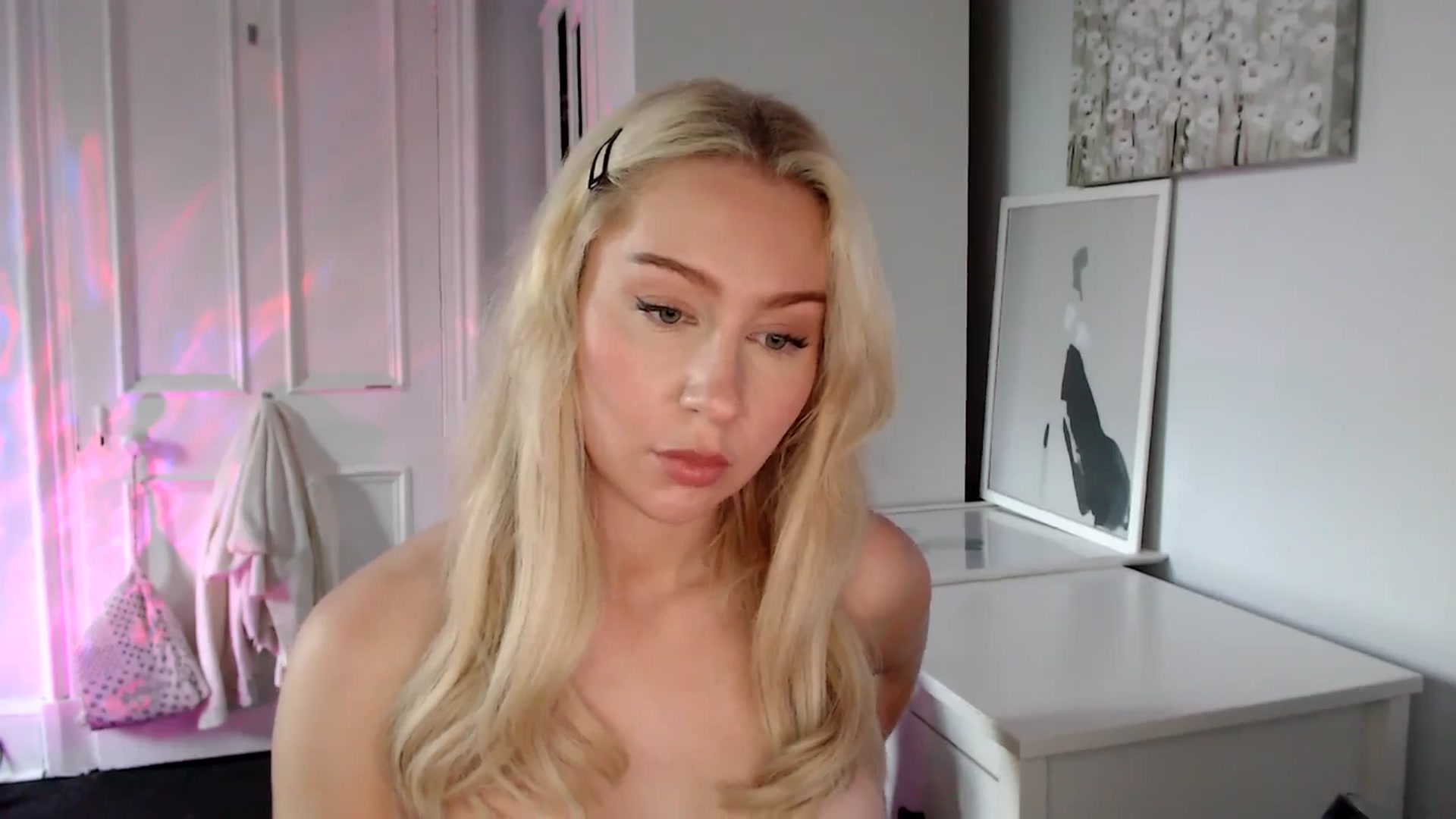 Gallery image thumbnail from British_Cutie's myfreecams stream on, 06/11/2025, 21:20 image 4 of 20