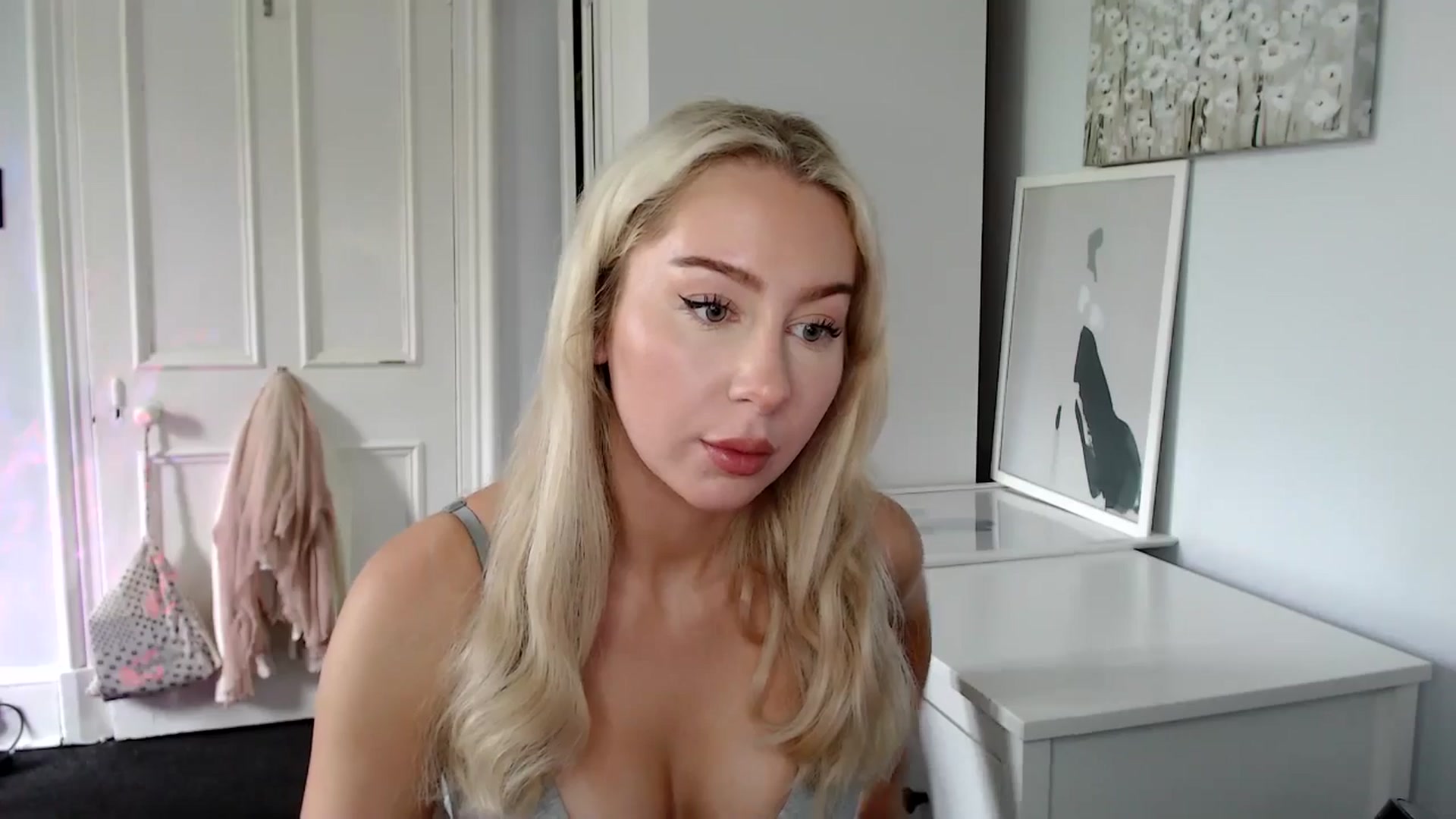 Gallery image thumbnail from British_Cutie's myfreecams stream on, 06/12/2025, 14:58 image 3 of 20