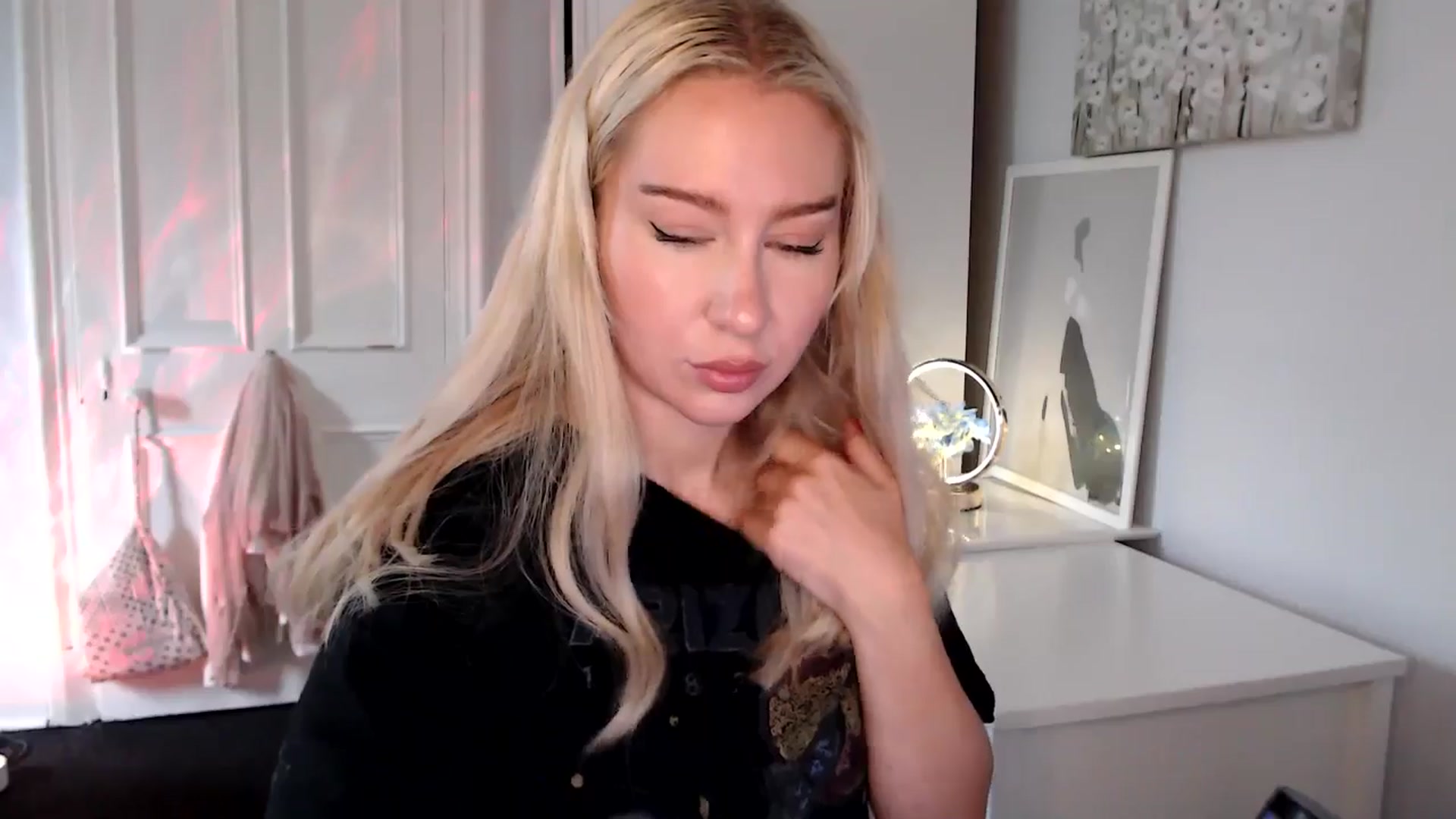 Gallery image thumbnail from British_Cutie's myfreecams stream on, 06/14/2025, 10:50 image 18 of 20