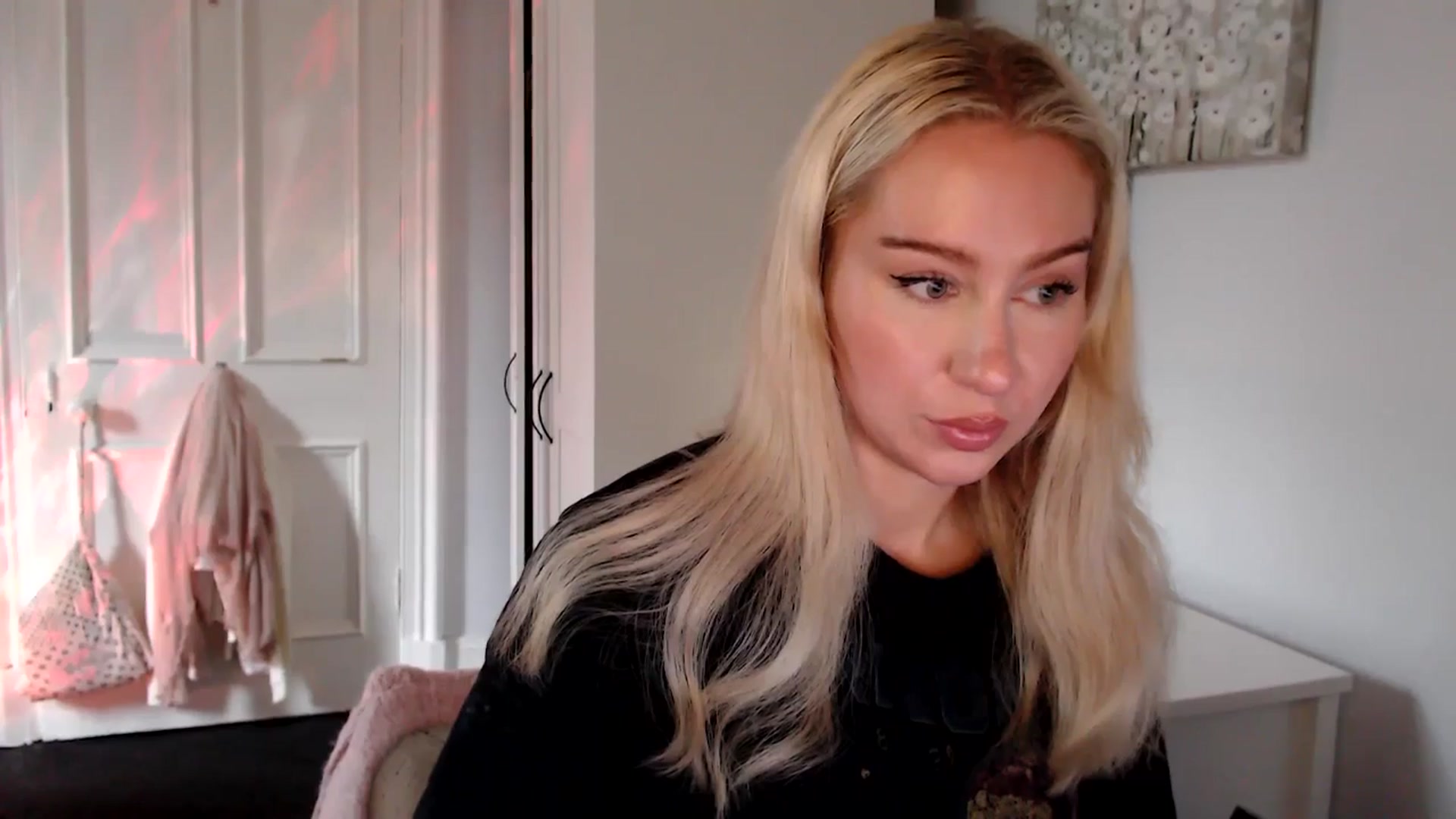 Gallery image thumbnail from British_Cutie's myfreecams stream on, 06/14/2025, 11:33 image 19 of 20