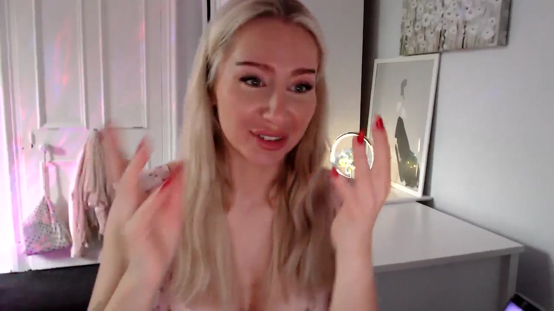 Gallery image thumbnail from British_Cutie's myfreecams stream on, 06/14/2025, 17:36 image 13 of 20