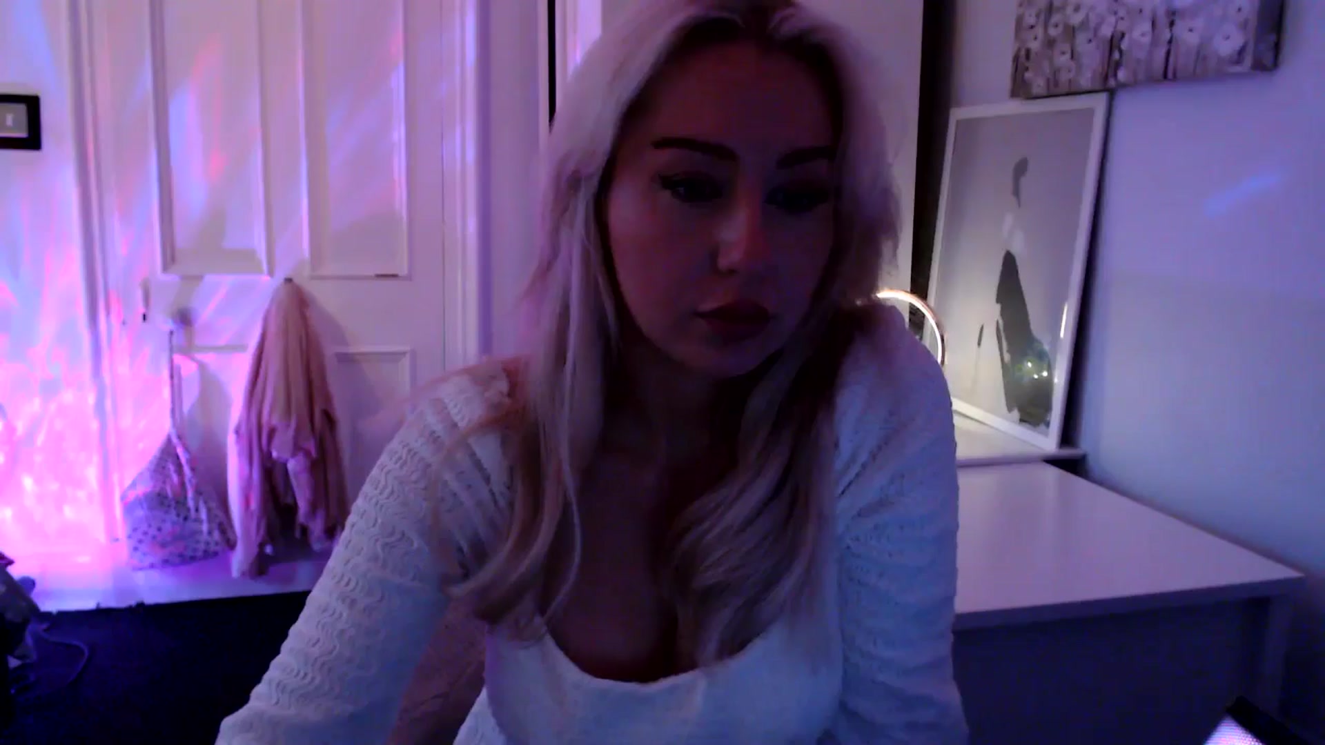 Gallery image thumbnail from British_Cutie's myfreecams stream on, 06/14/2025, 21:38 image 1 of 20