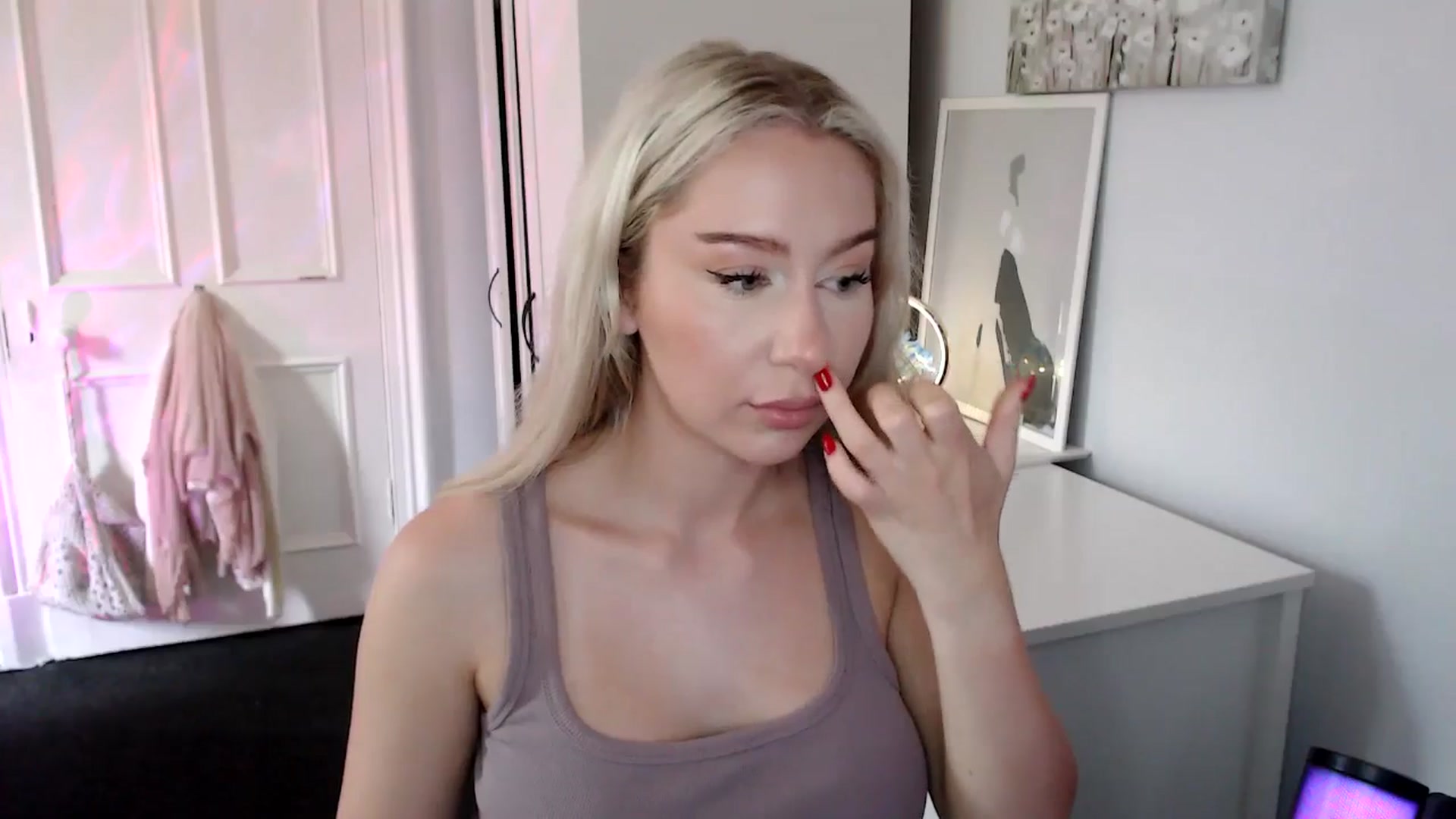 Gallery image thumbnail from British_Cutie's myfreecams stream on, 06/15/2025, 16:28 image 16 of 20