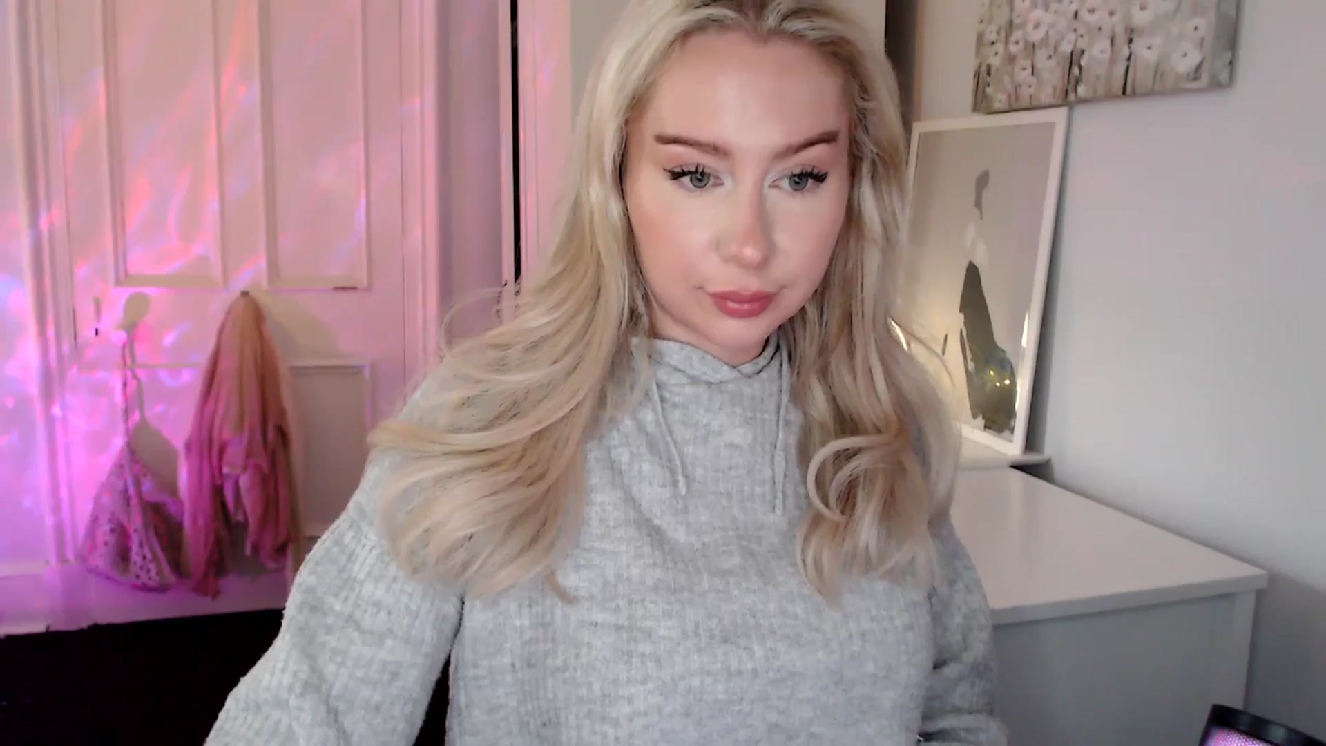 Gallery image thumbnail from British_Cutie's myfreecams stream on, 06/15/2025, 18:08 image 3 of 20
