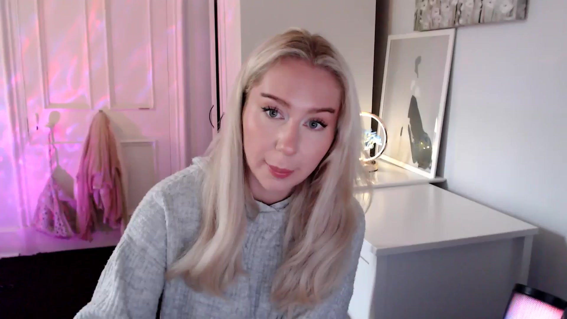 Gallery image thumbnail from British_Cutie's myfreecams stream on, 06/15/2025, 18:08 image 4 of 20