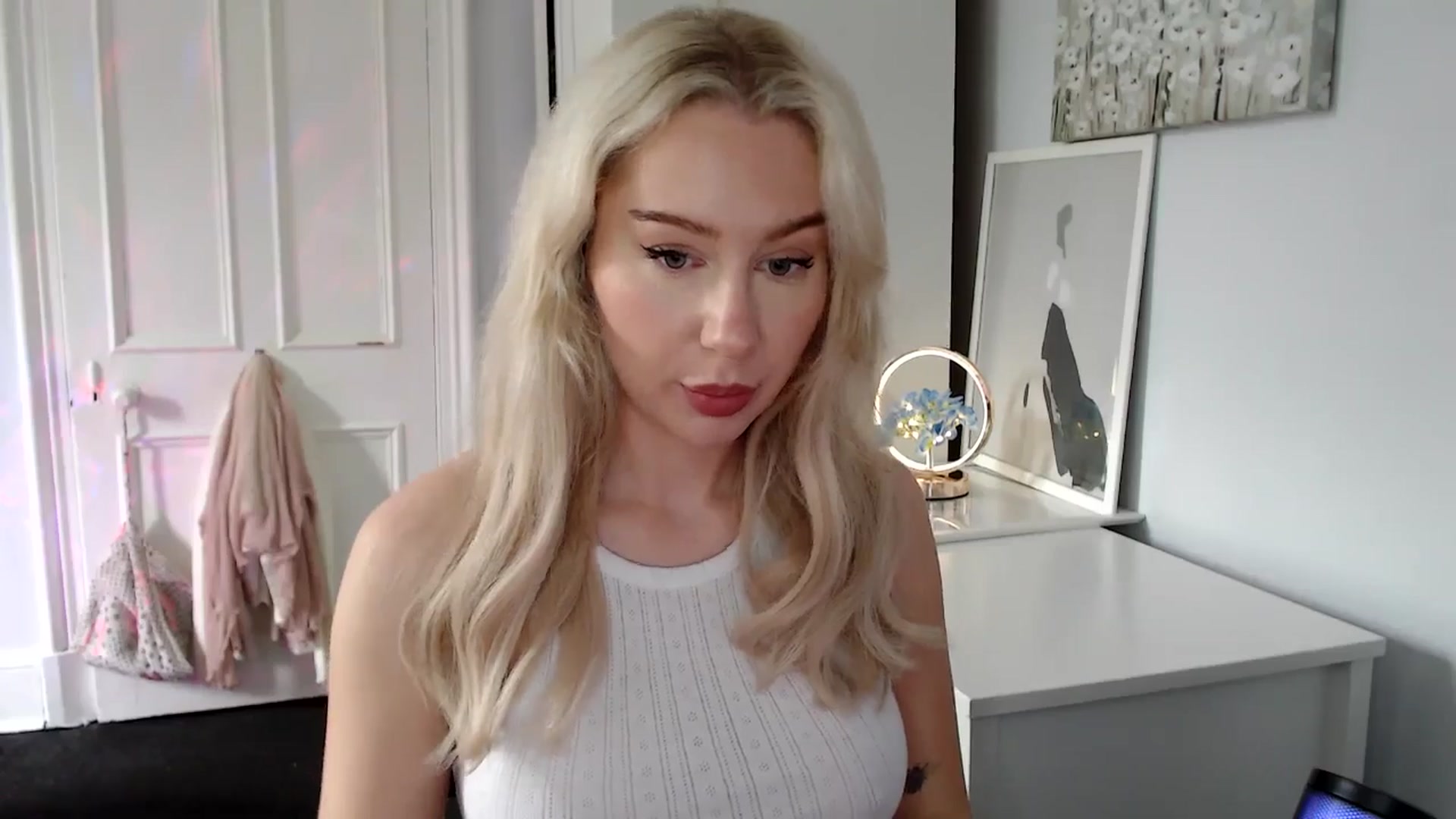 Gallery image thumbnail from British_Cutie's myfreecams stream on, 06/16/2025, 09:56 image 10 of 20
