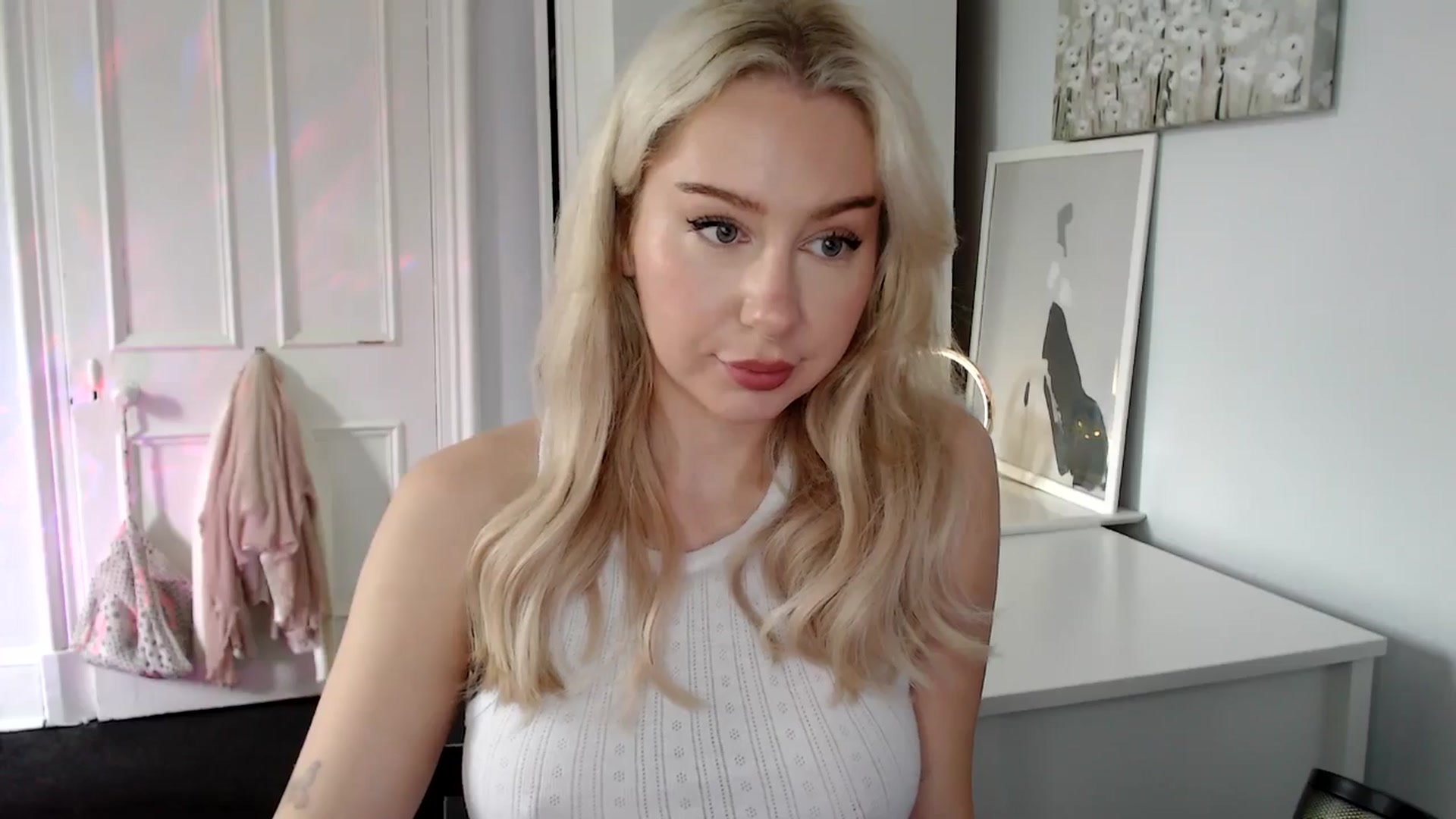 Gallery image thumbnail from British_Cutie's myfreecams stream on, 06/16/2025, 09:56 image 8 of 20