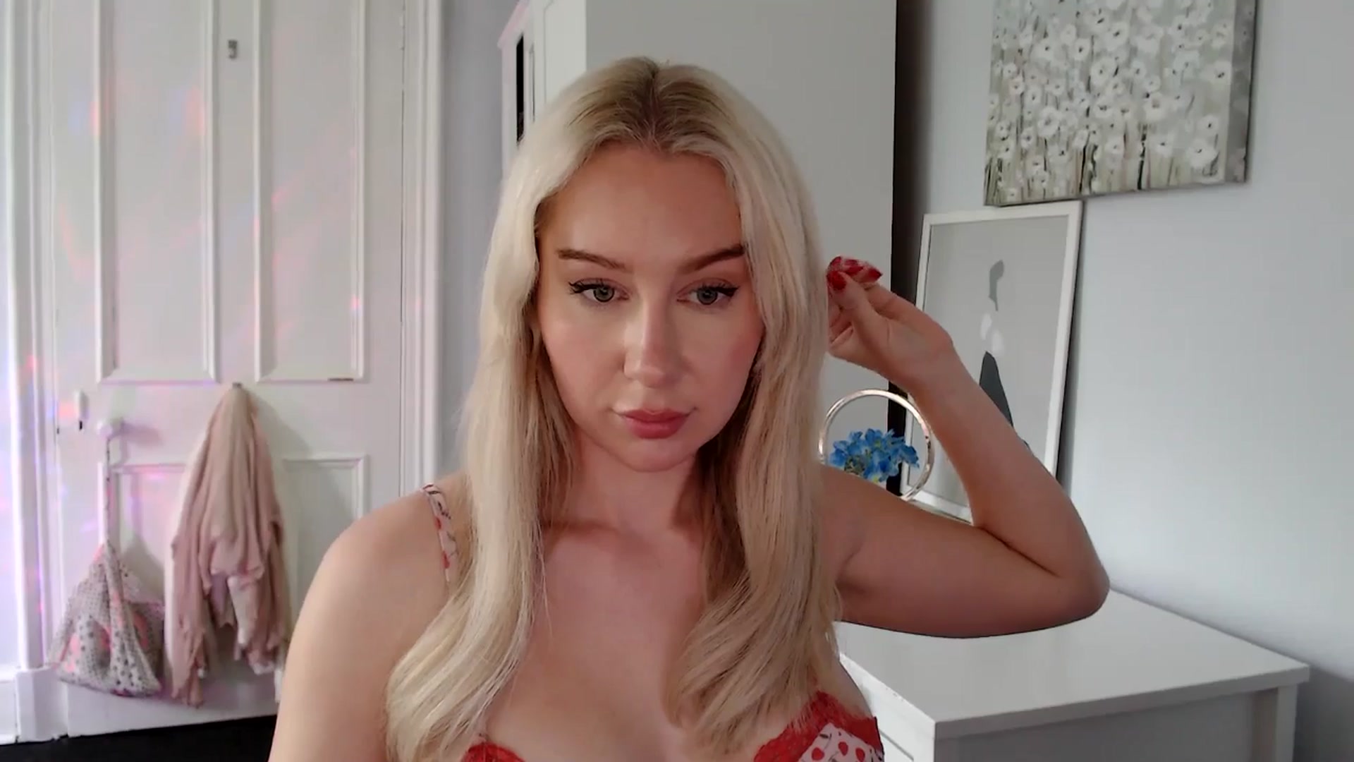 Gallery image thumbnail from British_Cutie's myfreecams stream on, 06/16/2025, 13:14 image 6 of 20