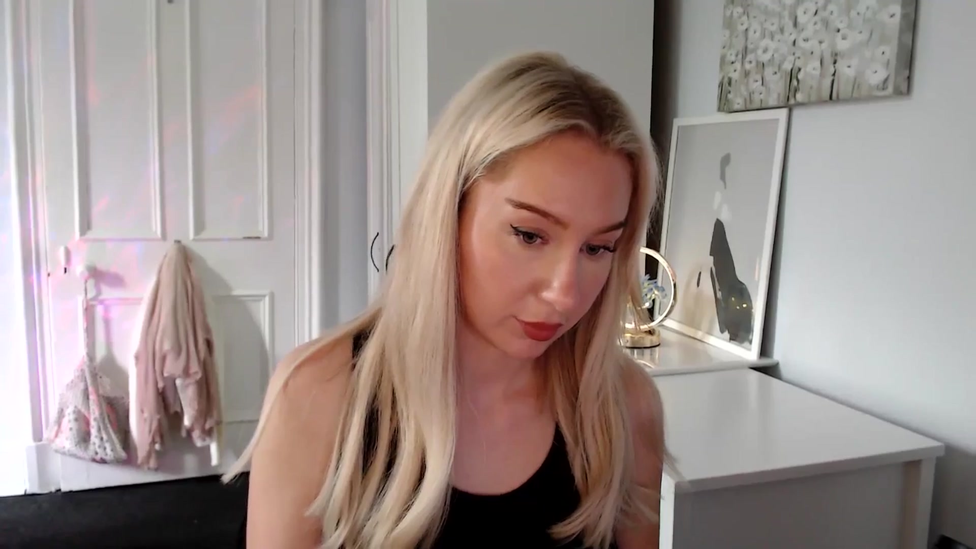Gallery image thumbnail from British_Cutie's myfreecams stream on, 06/16/2025, 15:40 image 3 of 20