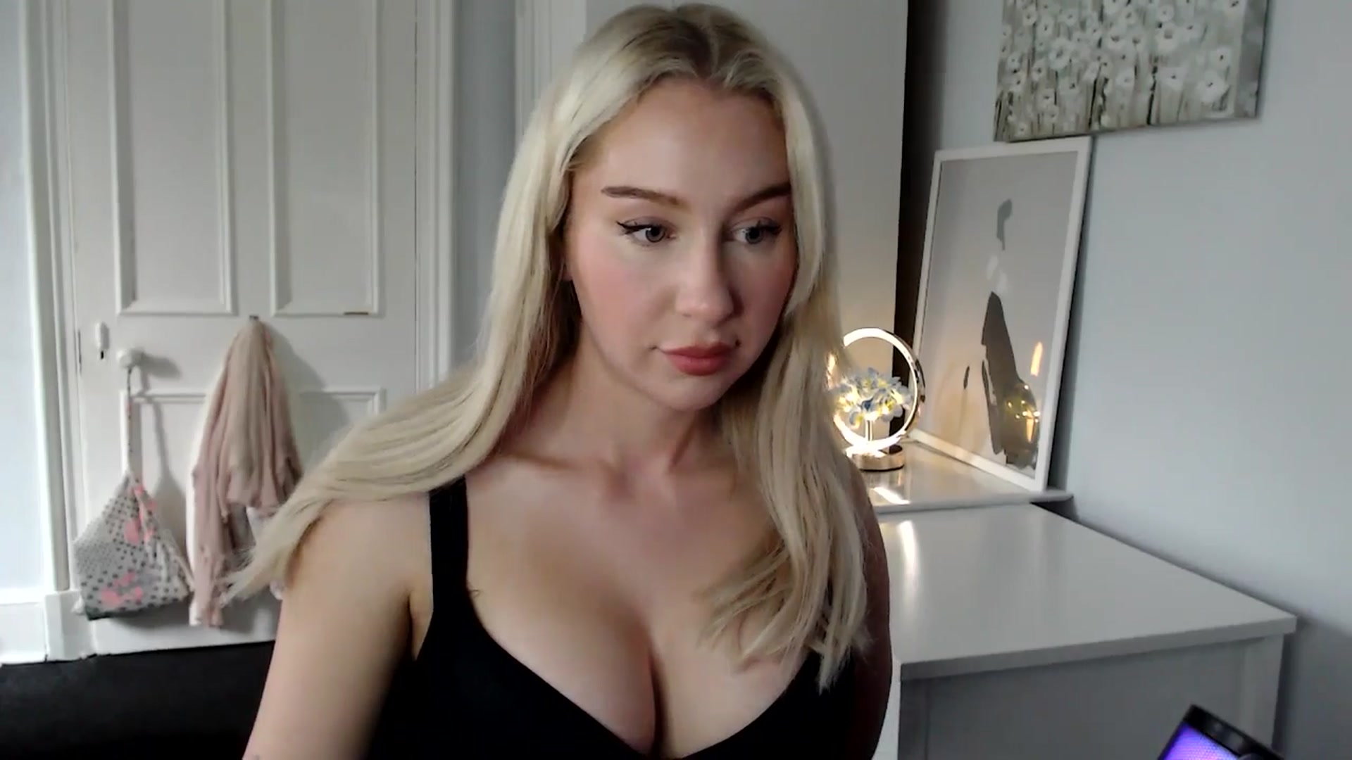 Gallery image thumbnail from British_Cutie's myfreecams stream on, 06/16/2025, 19:20 image 20 of 20