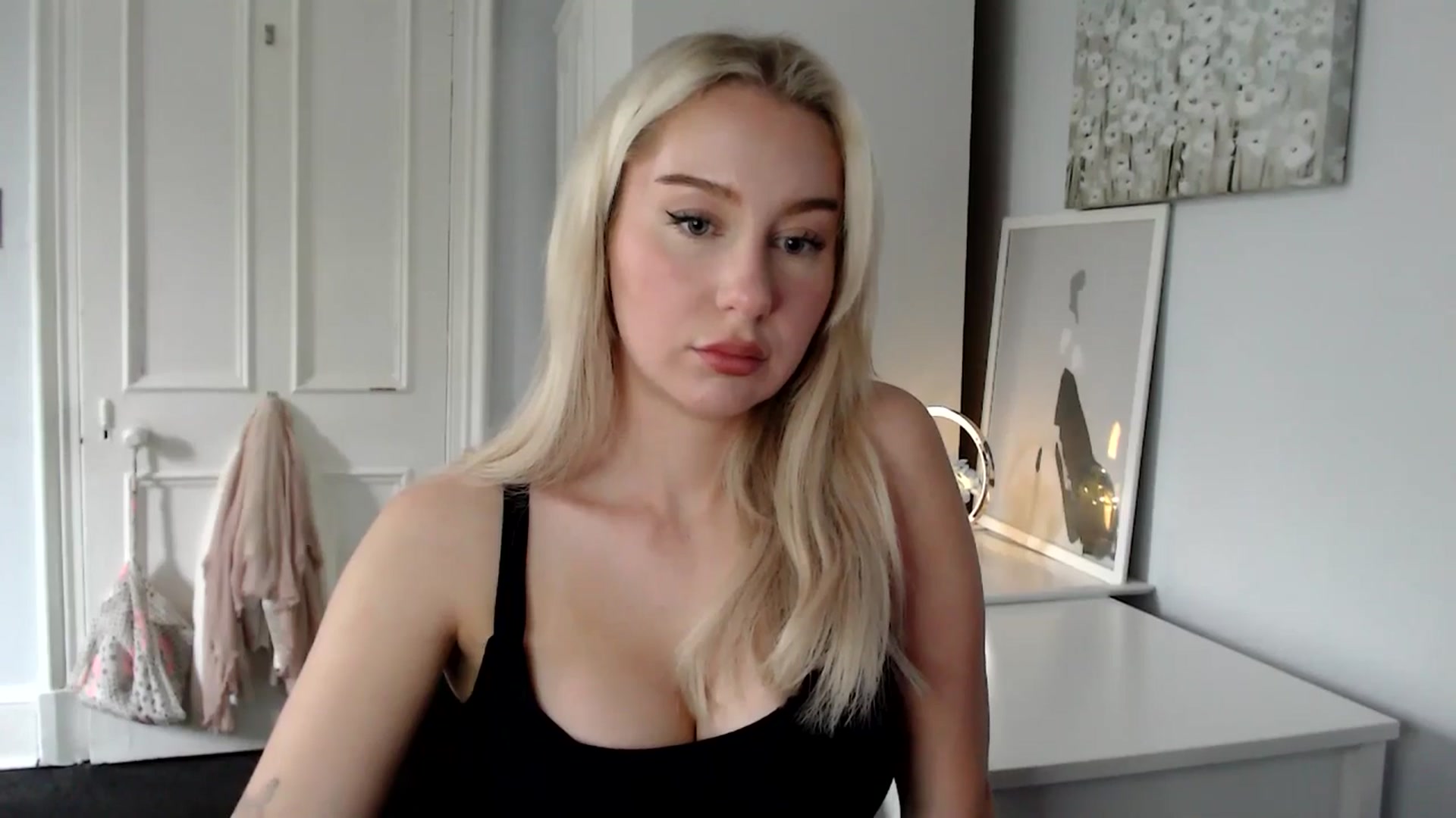 Gallery image thumbnail from British_Cutie's myfreecams stream on, 06/16/2025, 19:20 image 9 of 20
