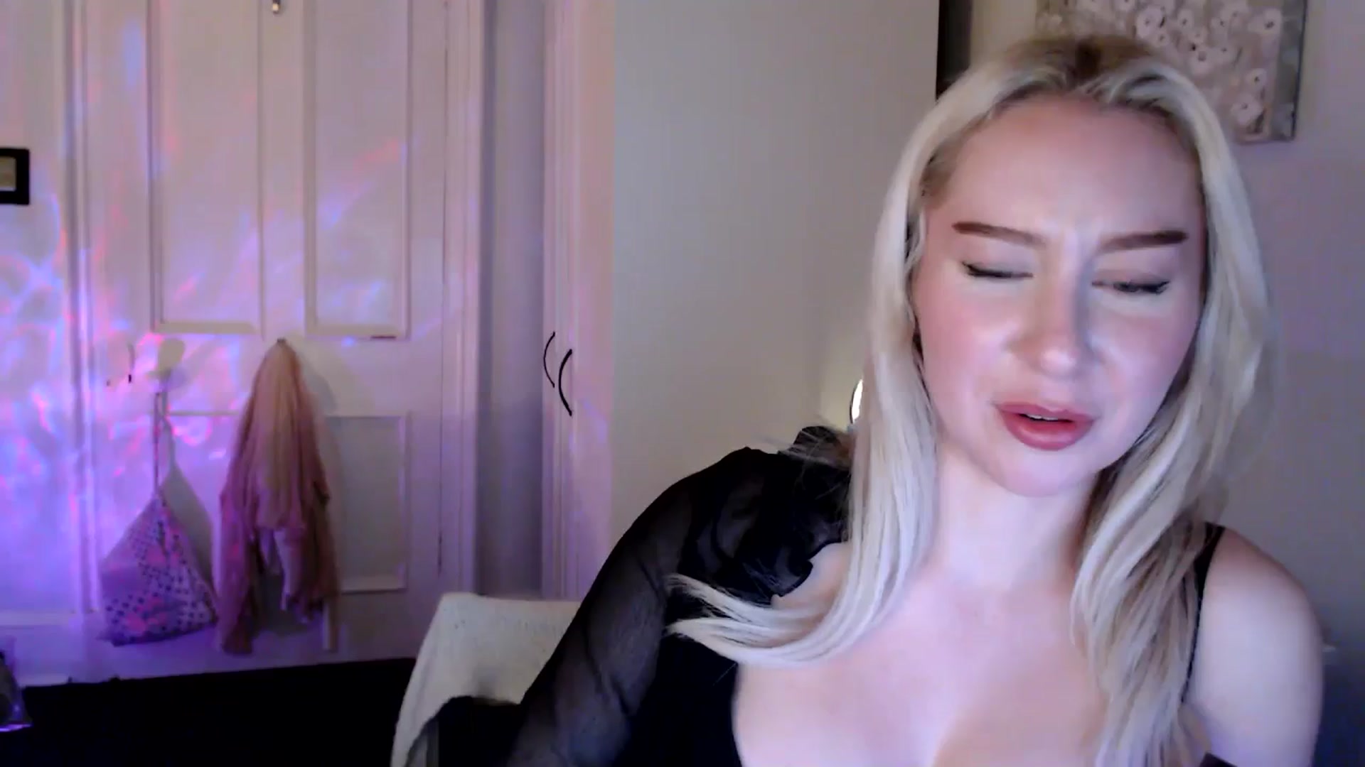 Gallery image thumbnail from British_Cutie's myfreecams stream on, 06/16/2025, 21:07 image 18 of 20