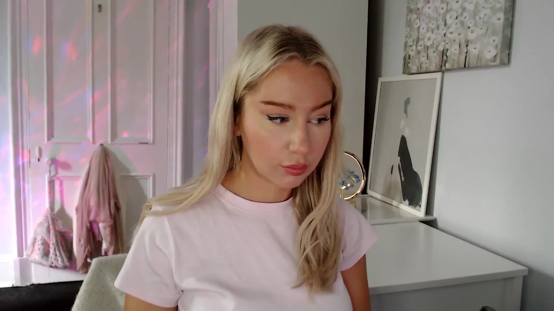 Gallery image thumbnail from British_Cutie's myfreecams stream on, 06/17/2025, 08:56 image 2 of 20