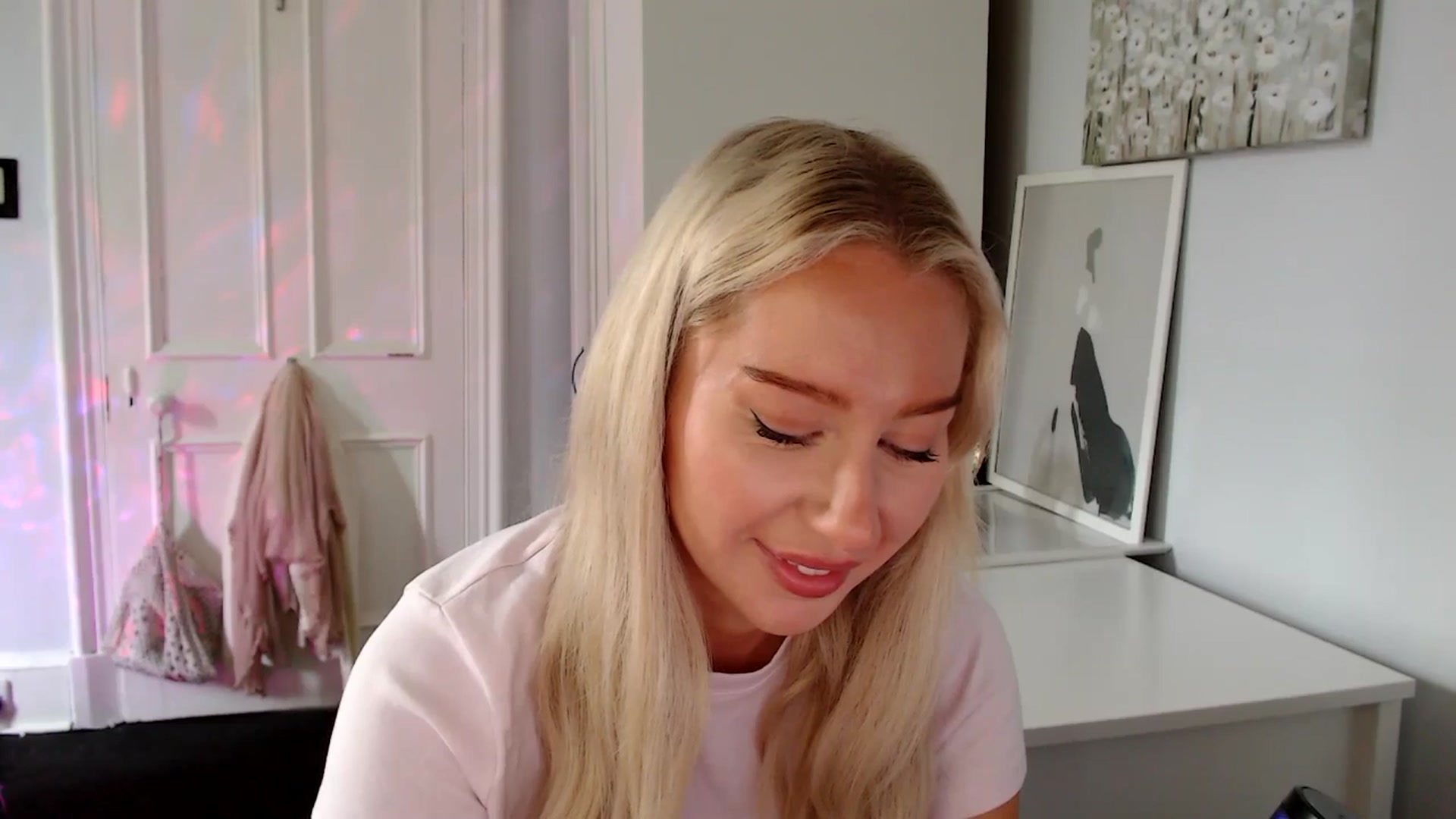 Gallery image thumbnail from British_Cutie's myfreecams stream on, 06/17/2025, 08:56 image 19 of 20