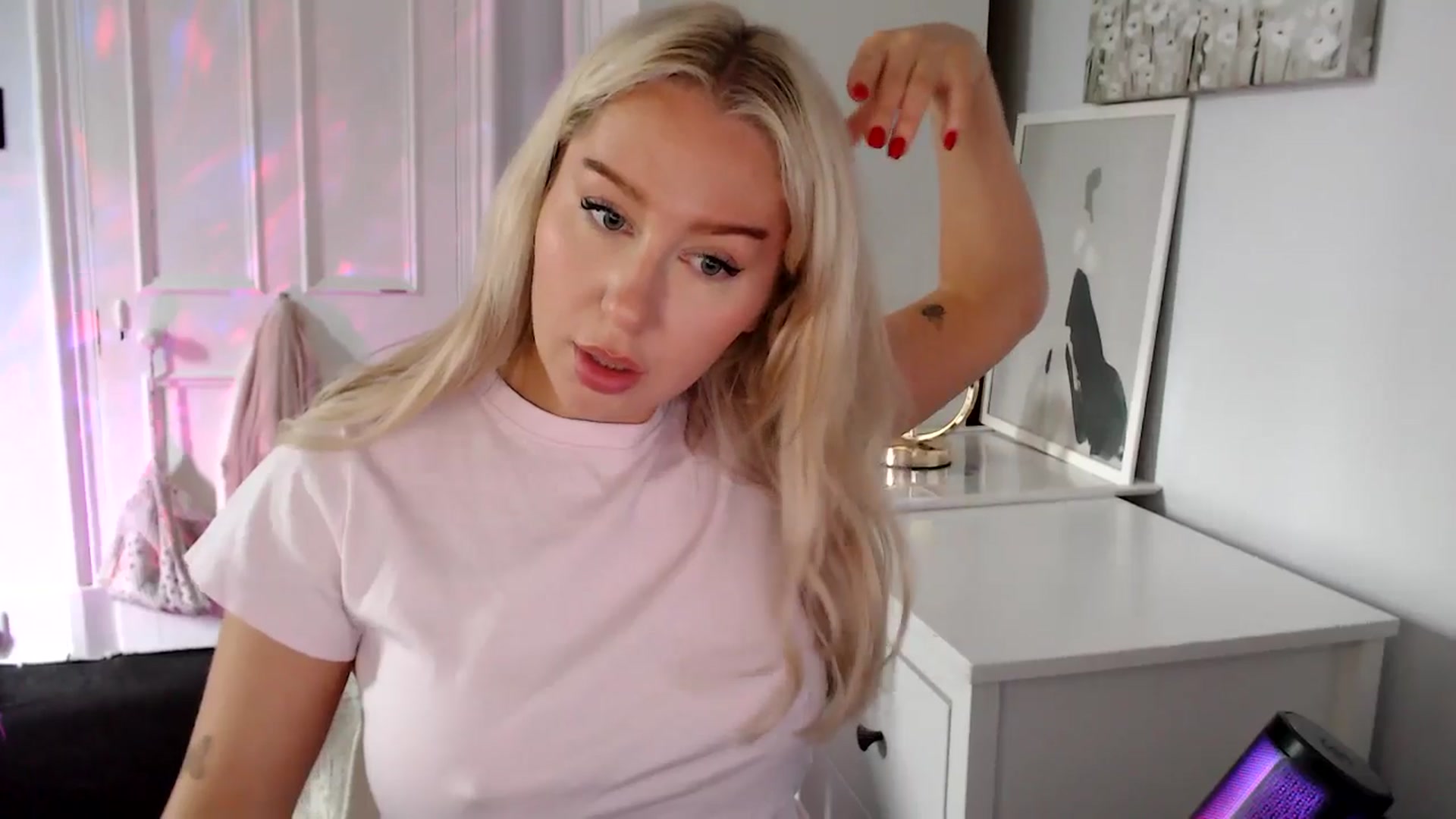 Gallery image thumbnail from British_Cutie's myfreecams stream on, 06/17/2025, 08:56 image 3 of 20