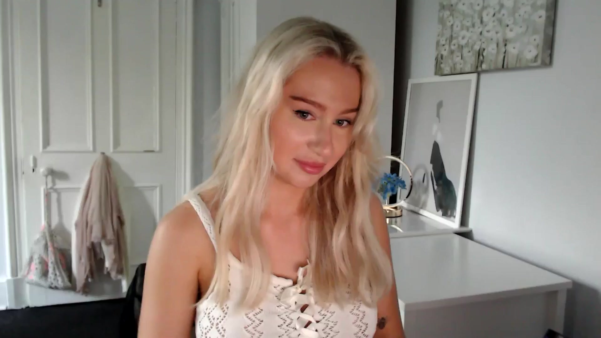 Gallery image thumbnail from British_Cutie's myfreecams stream on, 06/17/2025, 19:30 image 10 of 20