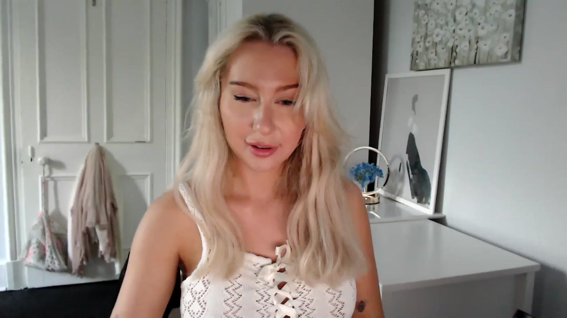 Gallery image thumbnail from British_Cutie's myfreecams stream on, 06/17/2025, 19:30 image 16 of 20