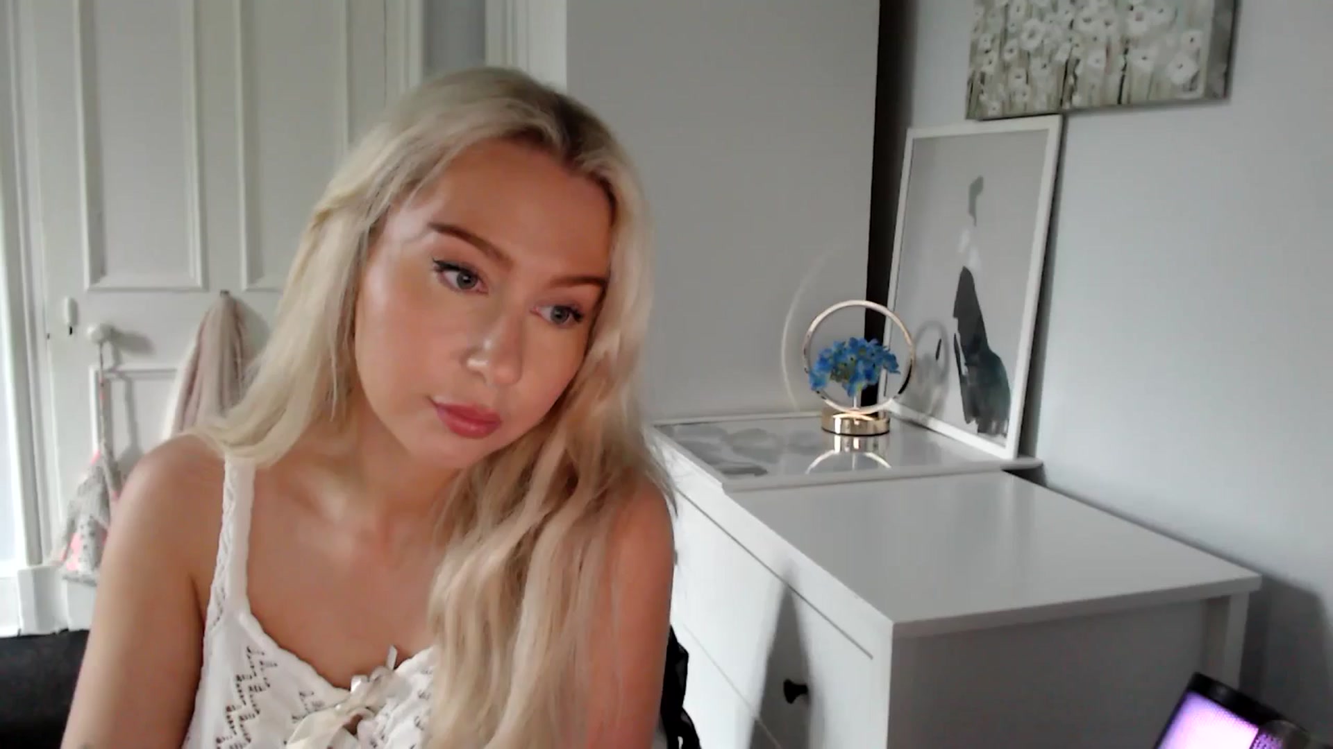 Gallery image thumbnail from British_Cutie's myfreecams stream on, 06/17/2025, 19:30 image 1 of 20